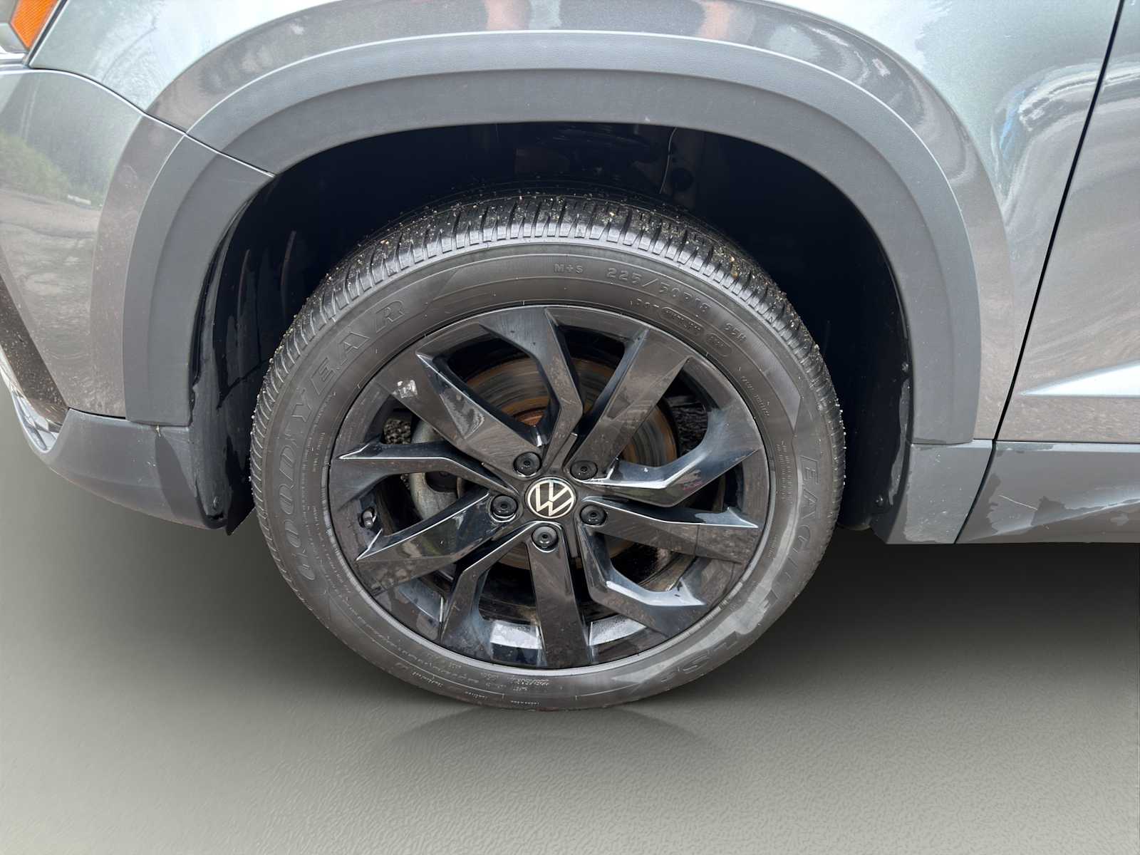 2023 Volkswagen Taos SE - Photo 23