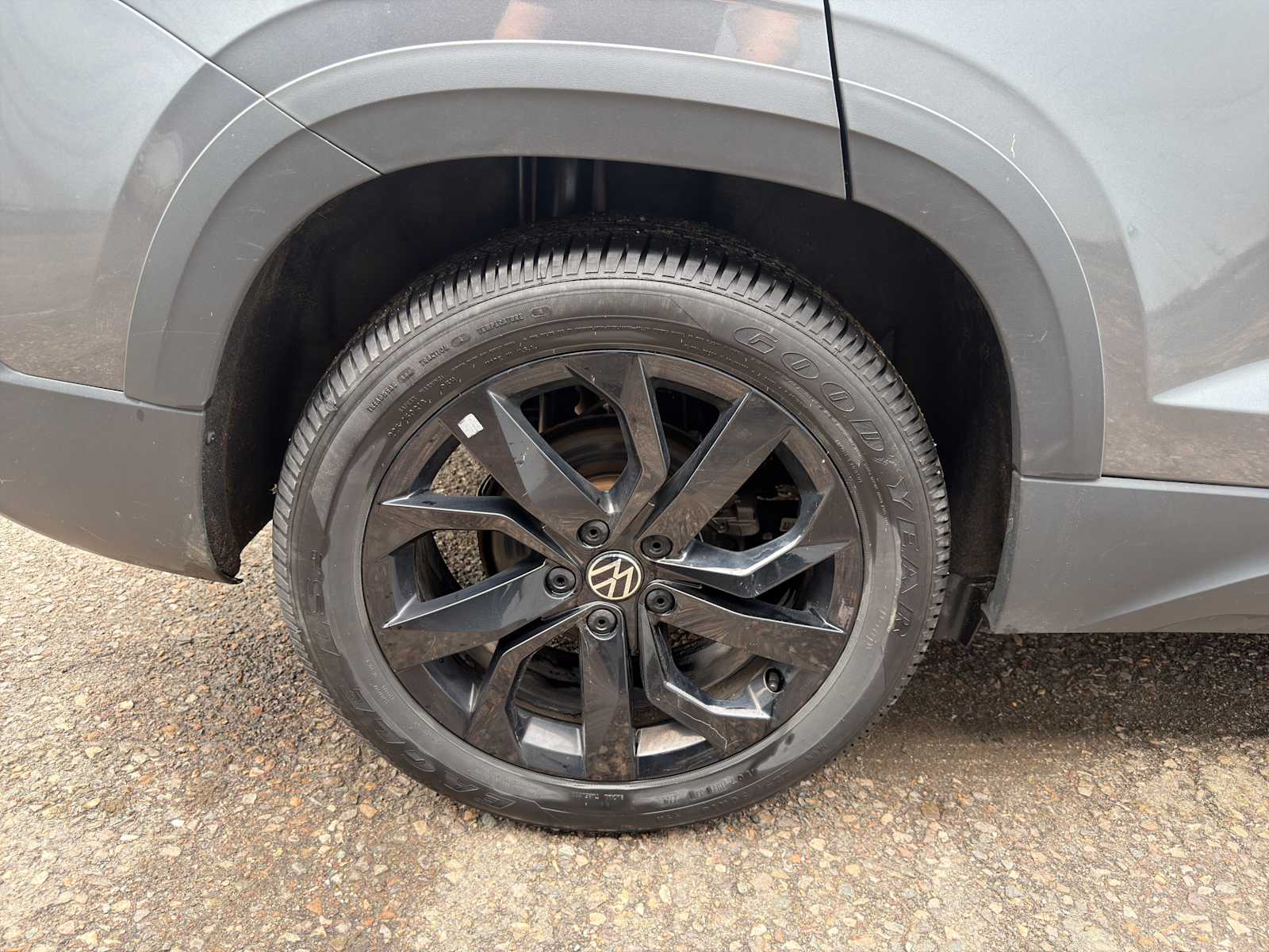 2023 Volkswagen Taos SE - Photo 26