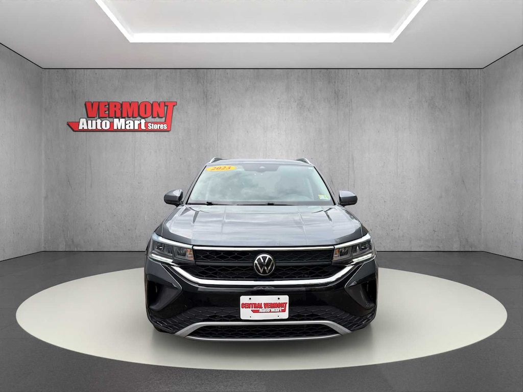 Used 2023 Volkswagen Taos 1.5T SE SUV