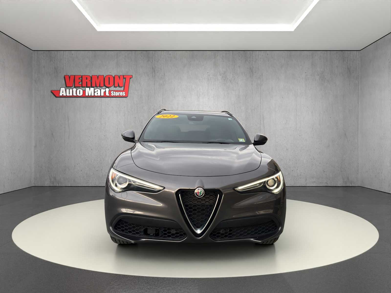 2022 Alfa Romeo Stelvio Ti photo 2