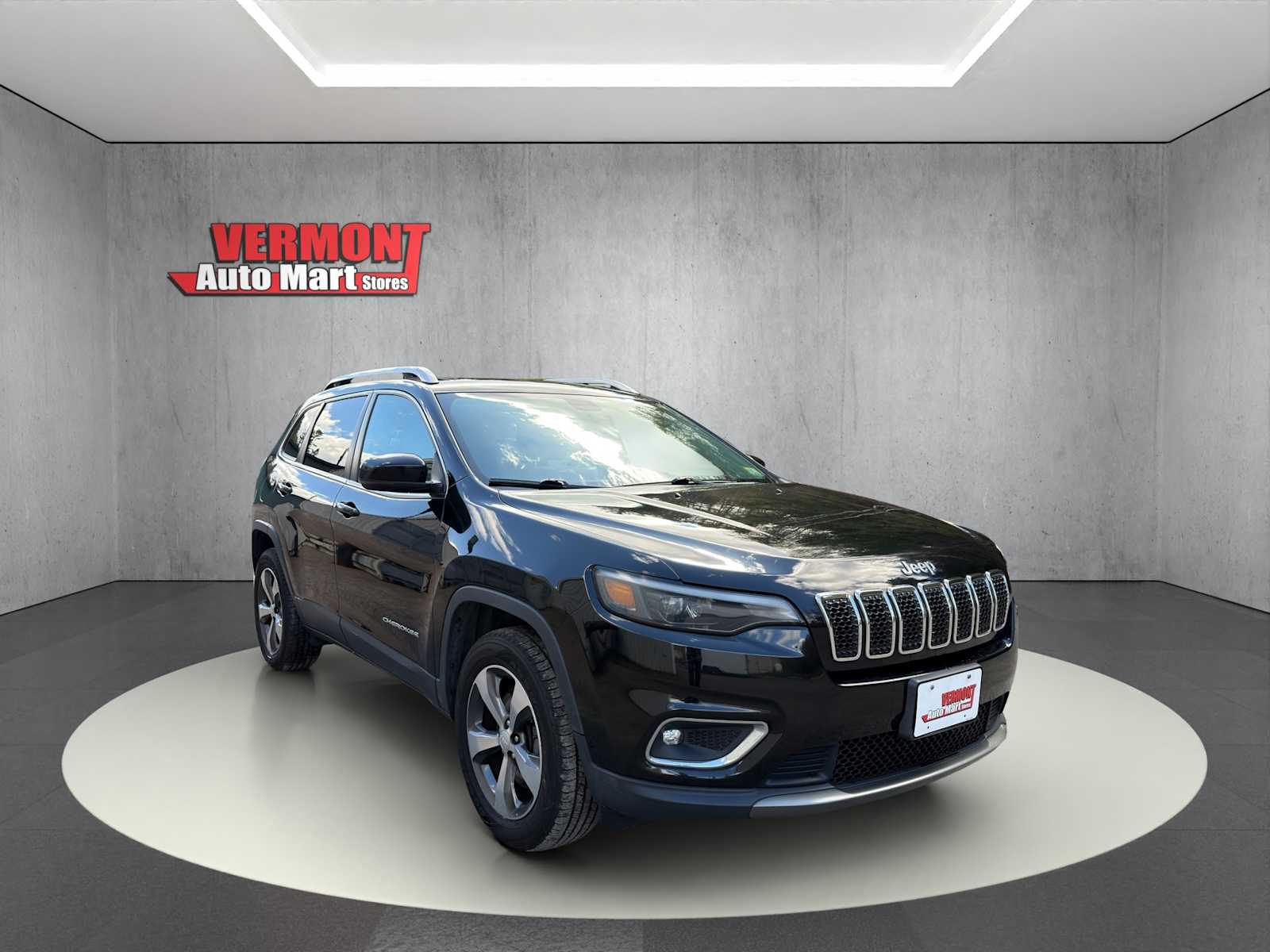 2019 Jeep Cherokee Limited 4X4's photo