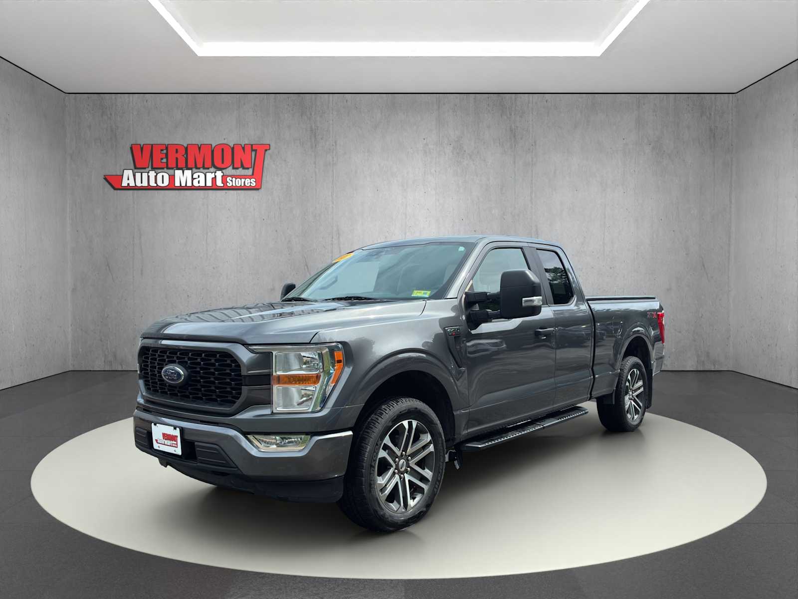 2022 Ford F-150 XL photo 3
