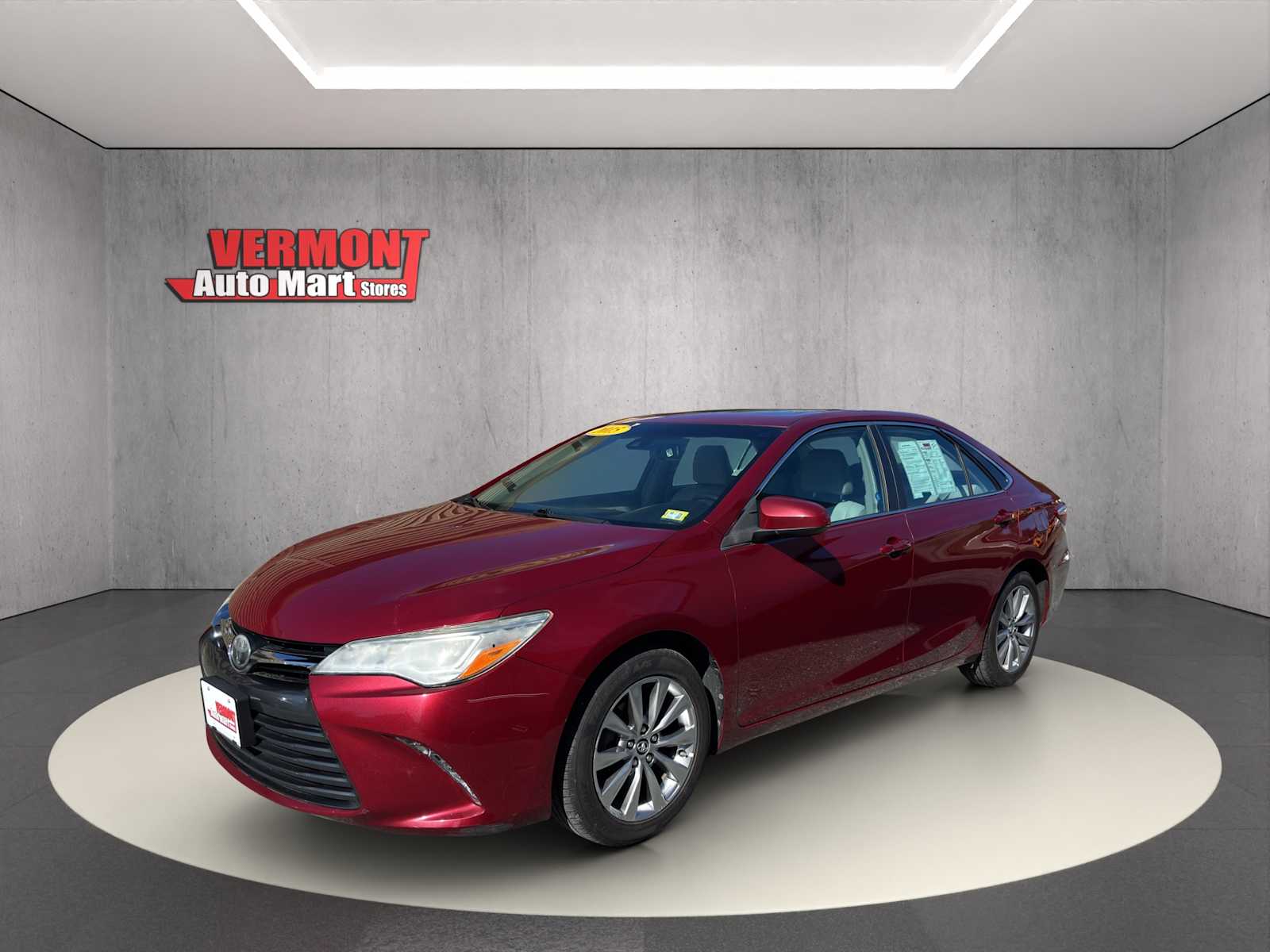 2015 Toyota Camry XLE V6 photo 3