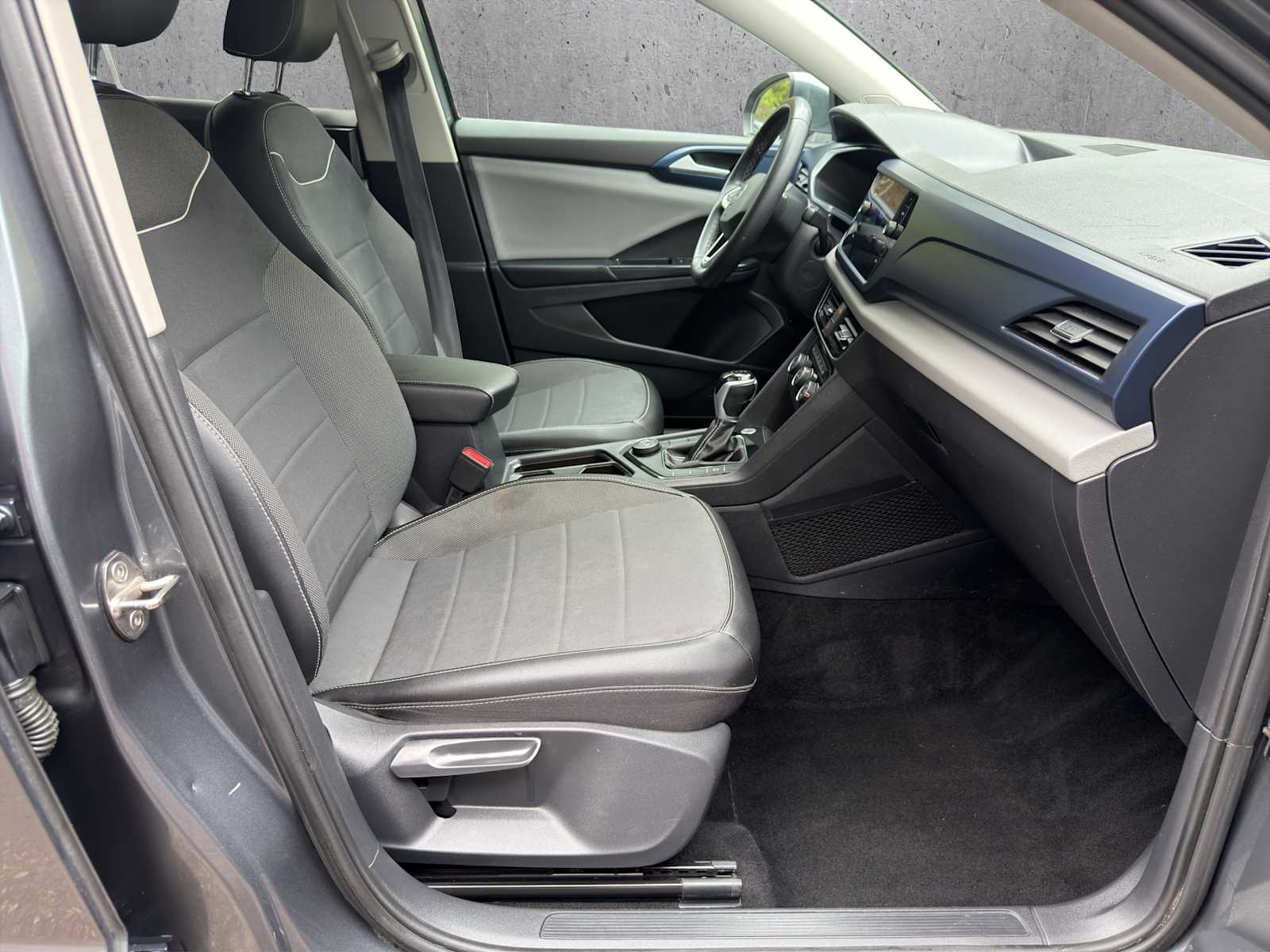 2023 Volkswagen Taos SE - Photo 20