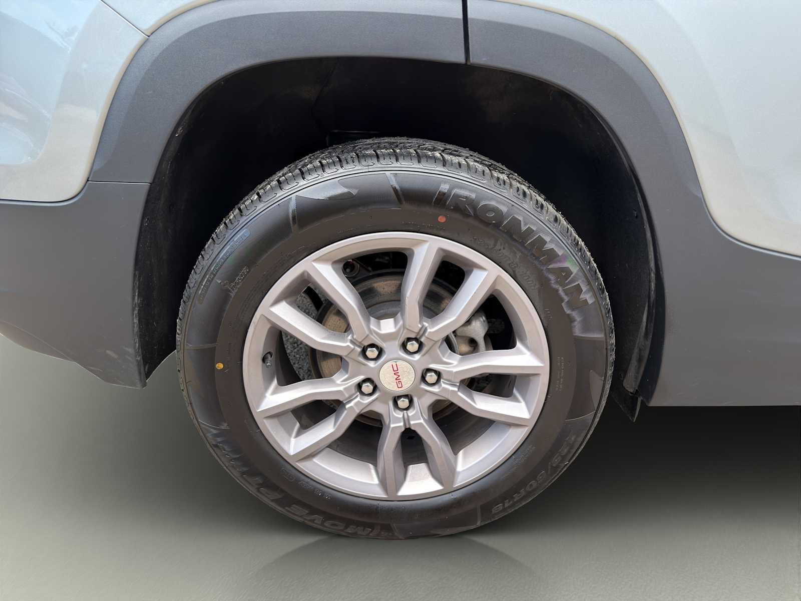 2024 GMC Terrain SLT - Photo 27