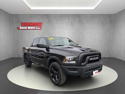 2024 Ram 1500 Classic SLT Truck Crew Cab