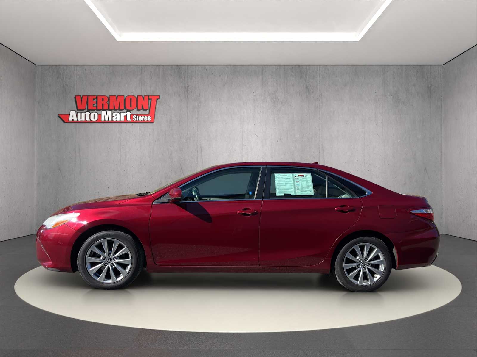 2015 Toyota Camry XLE V6 photo 4