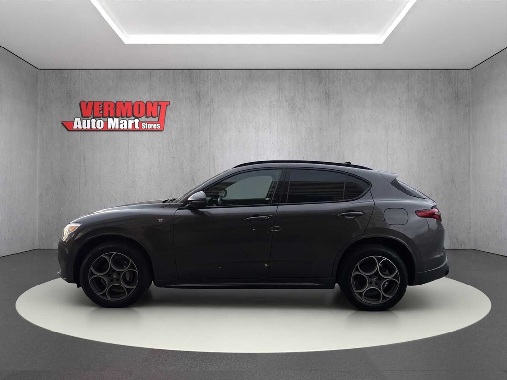 Used 2022 Alfa Romeo Stelvio Ti SUV