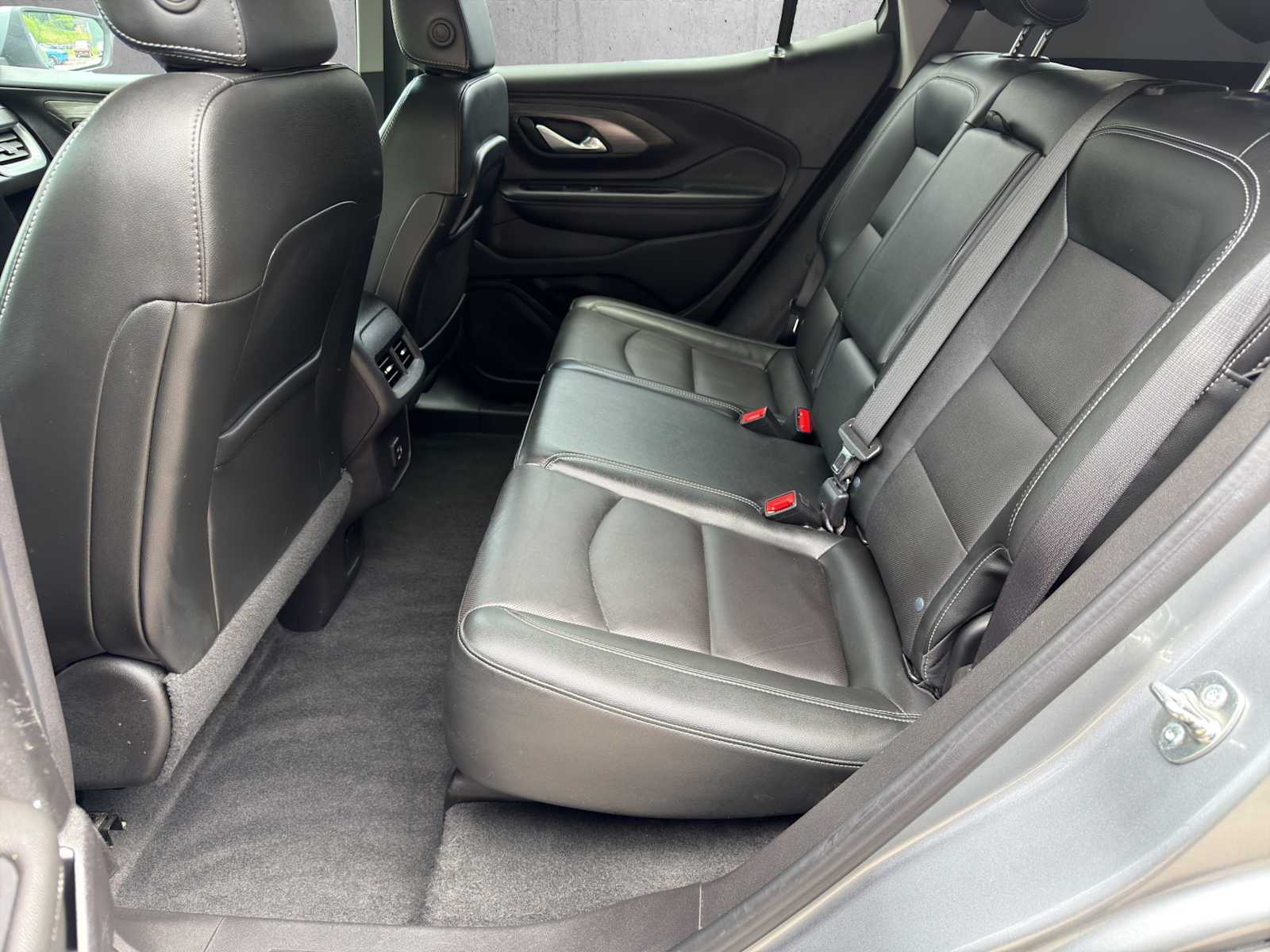 2024 GMC Terrain SLT - Photo 19