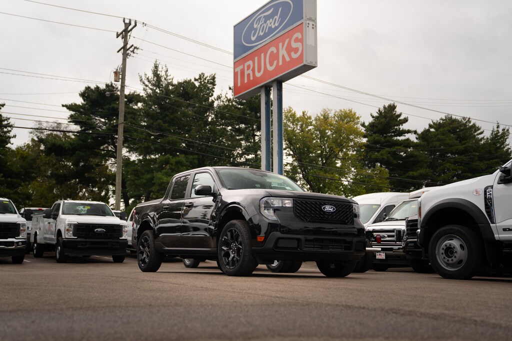 New 2025 Ford Maverick XLT TRUCK