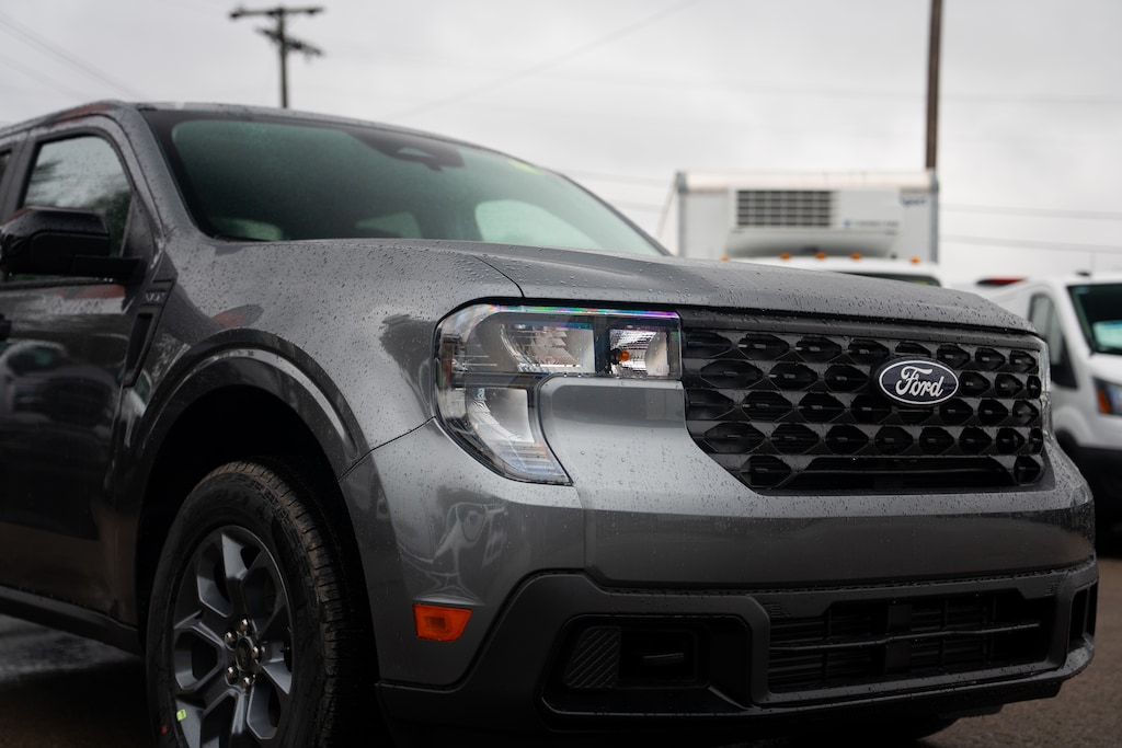 New 2025 Ford Maverick XLT TRUCK