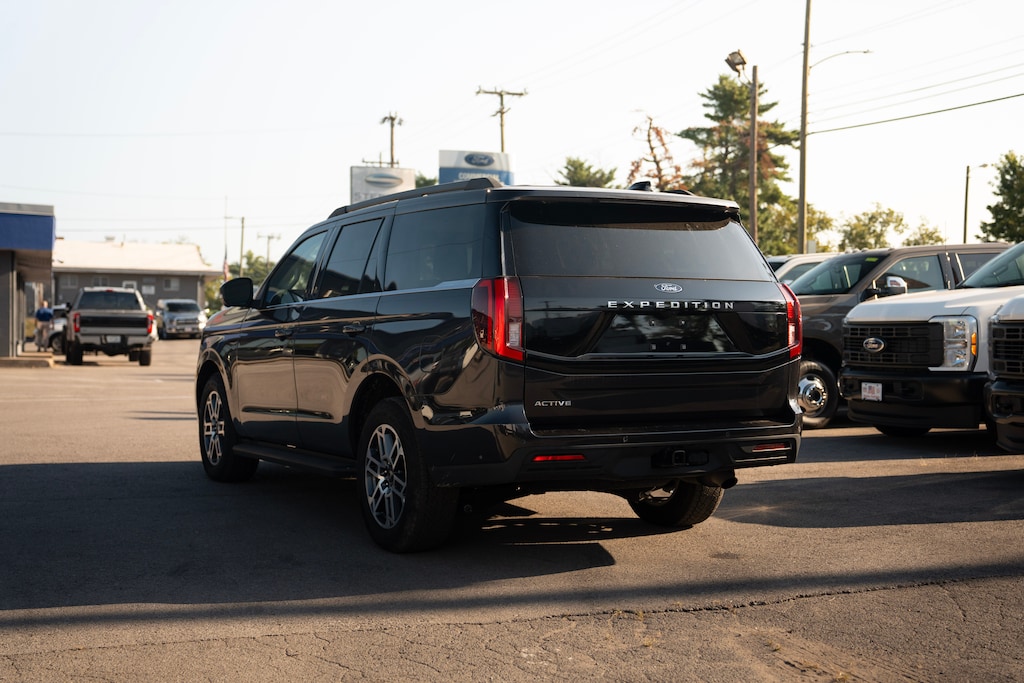 Certified 2025 Ford Expedition Active SUV