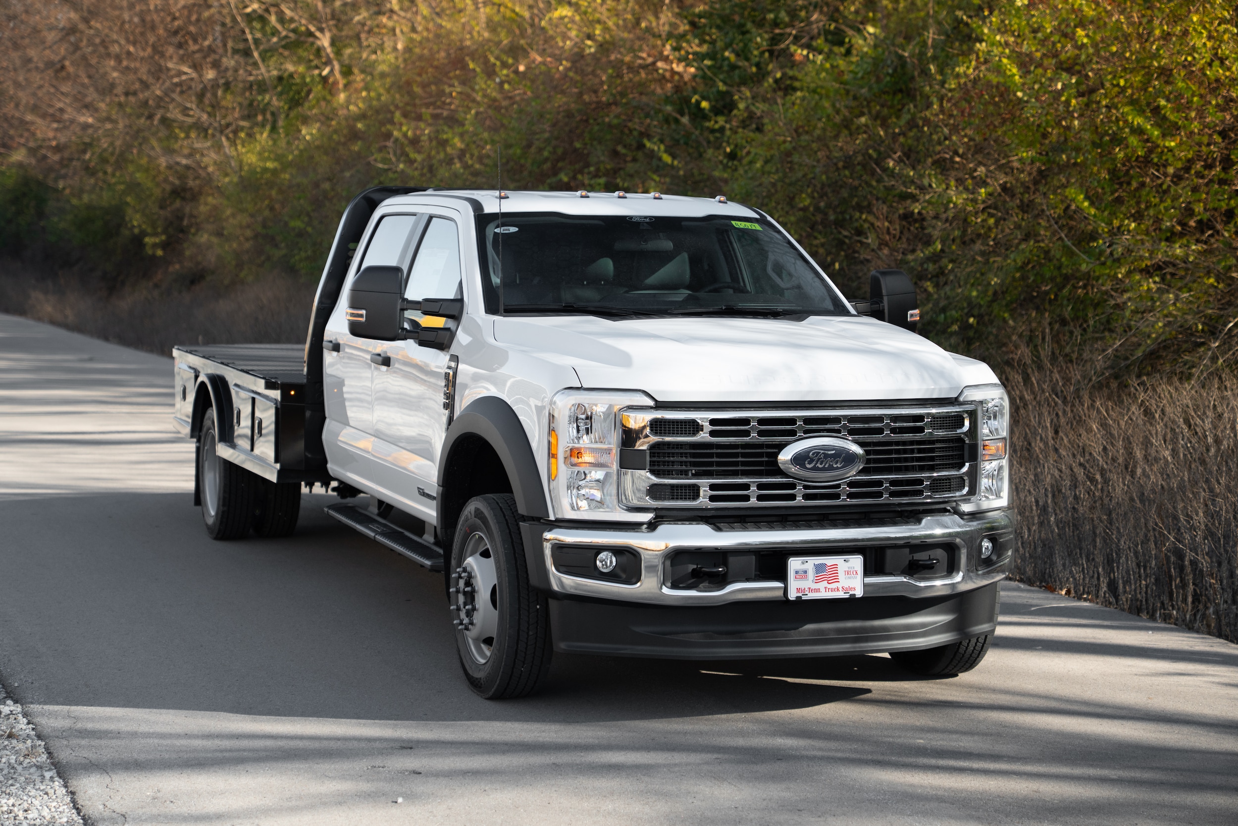 2026 Ford F-450 Super Duty Chassis Cab XL's photo