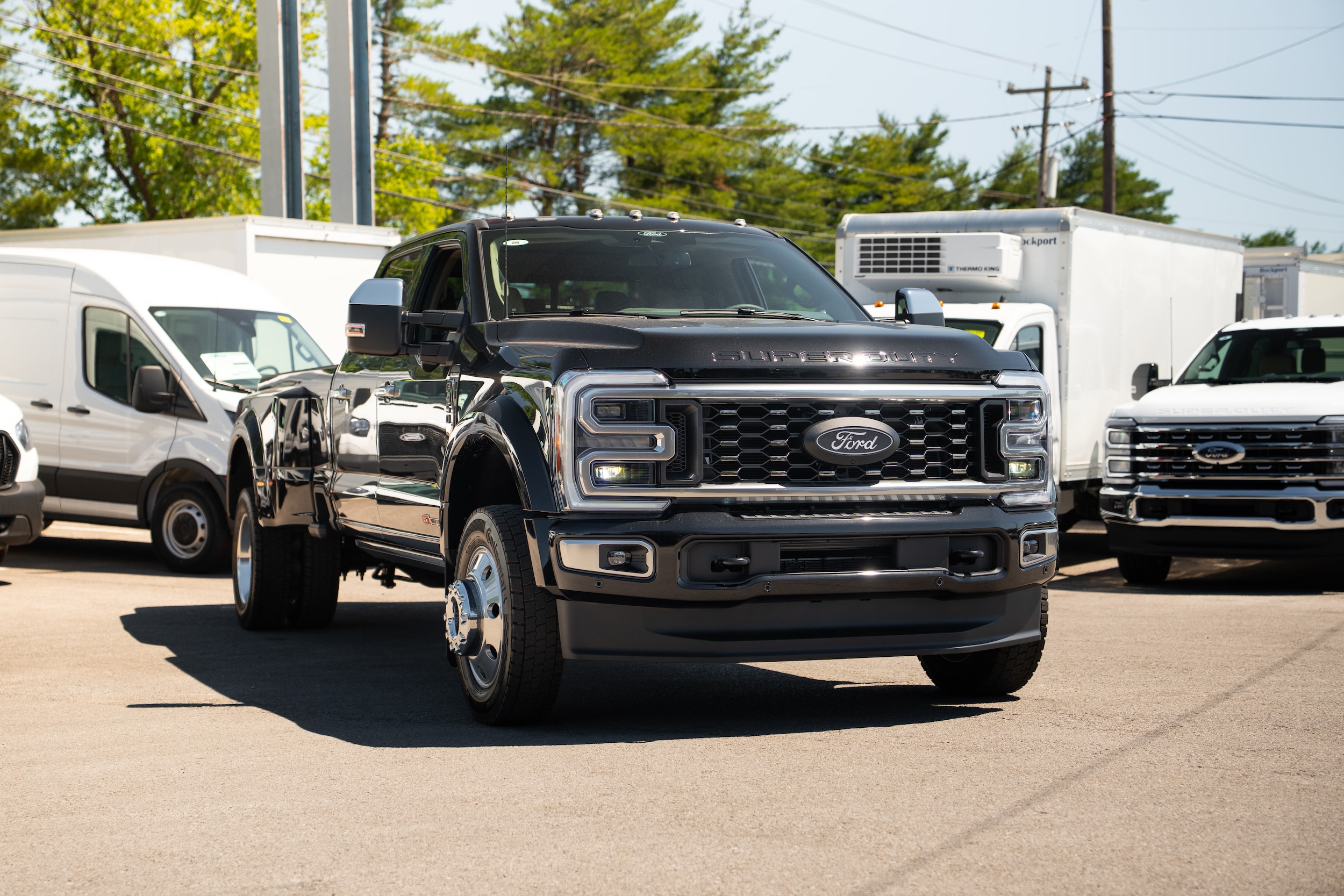 2026 Ford F-450 Platinum 4x4 Crew Cab 8' Box DRW's photo