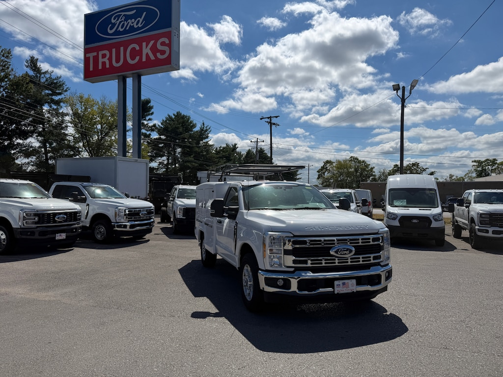 New 2026 Ford Super Duty F-350® XLT TRUCK