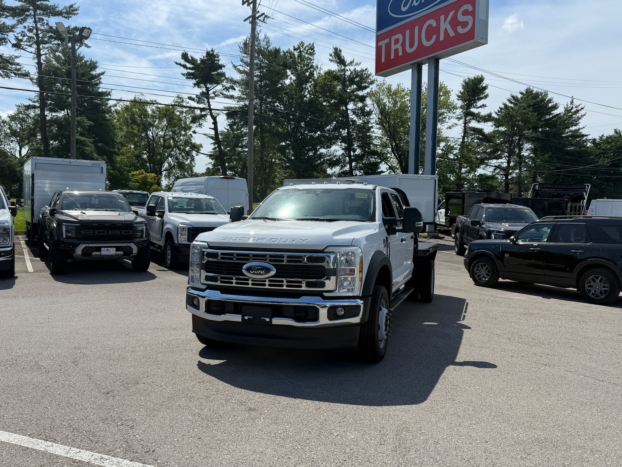 2026 Ford F-550 Super Duty Chassis Cab