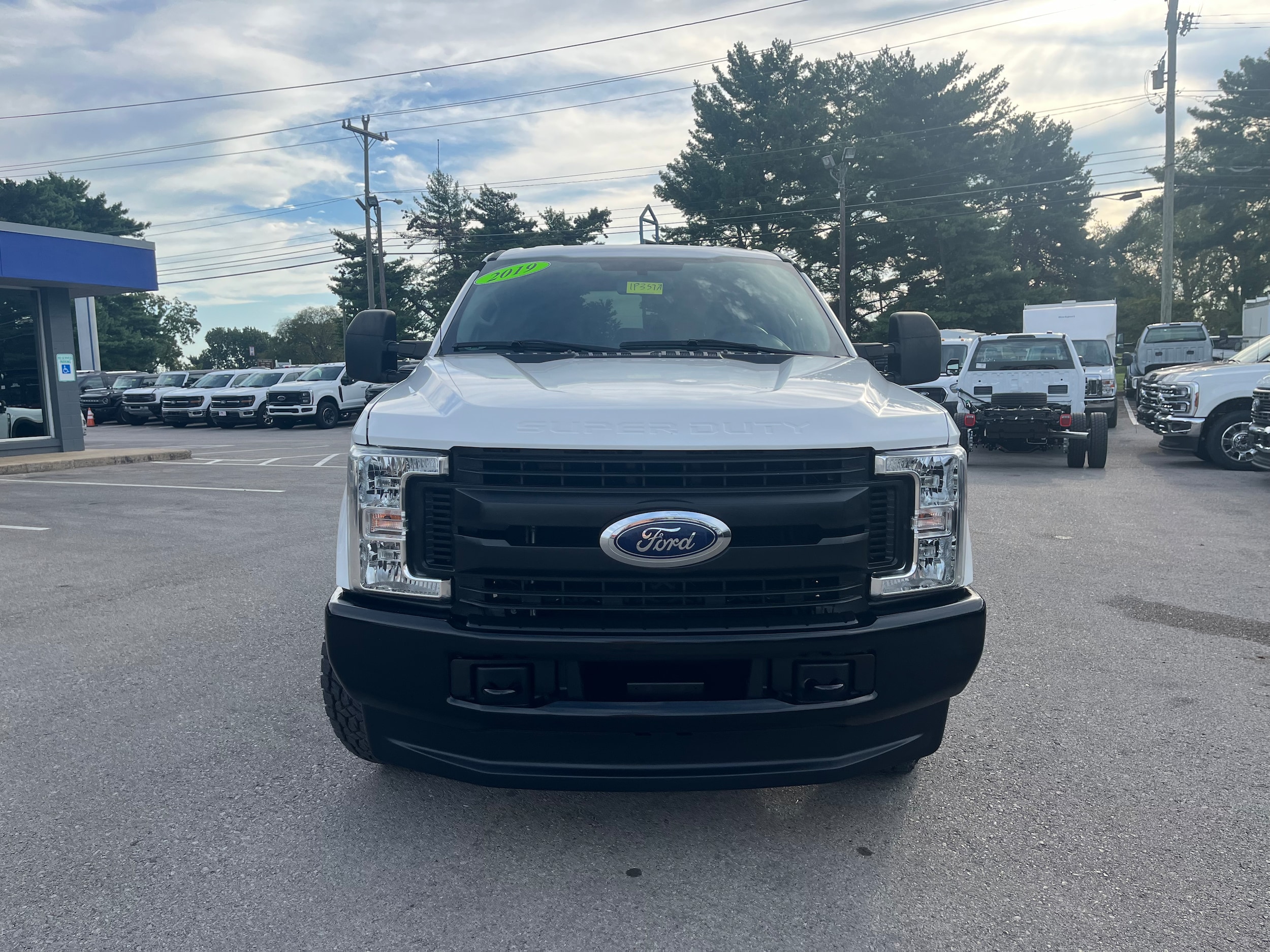 Used 2019 Ford F-250 Super Duty XL with VIN 1FT7W2B63KED08893 for sale in Nashville, TN