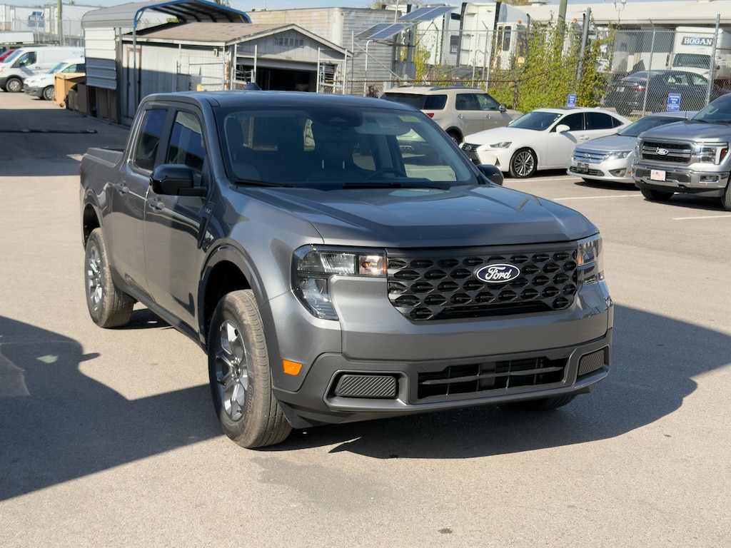 New 2025 Ford Maverick XLT TRUCK