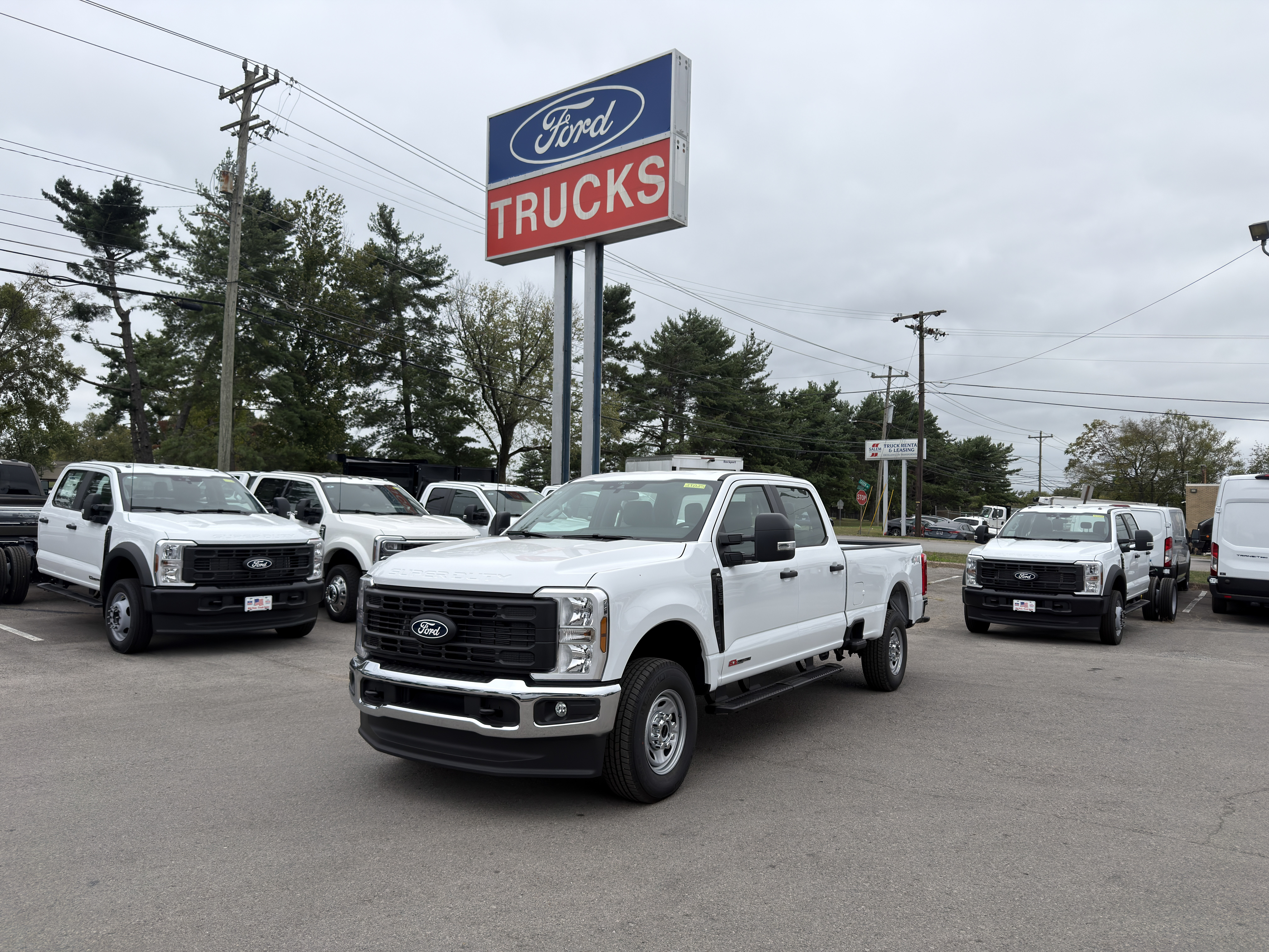 New 2027 Ford Super Duty F-350® XL TRUCK