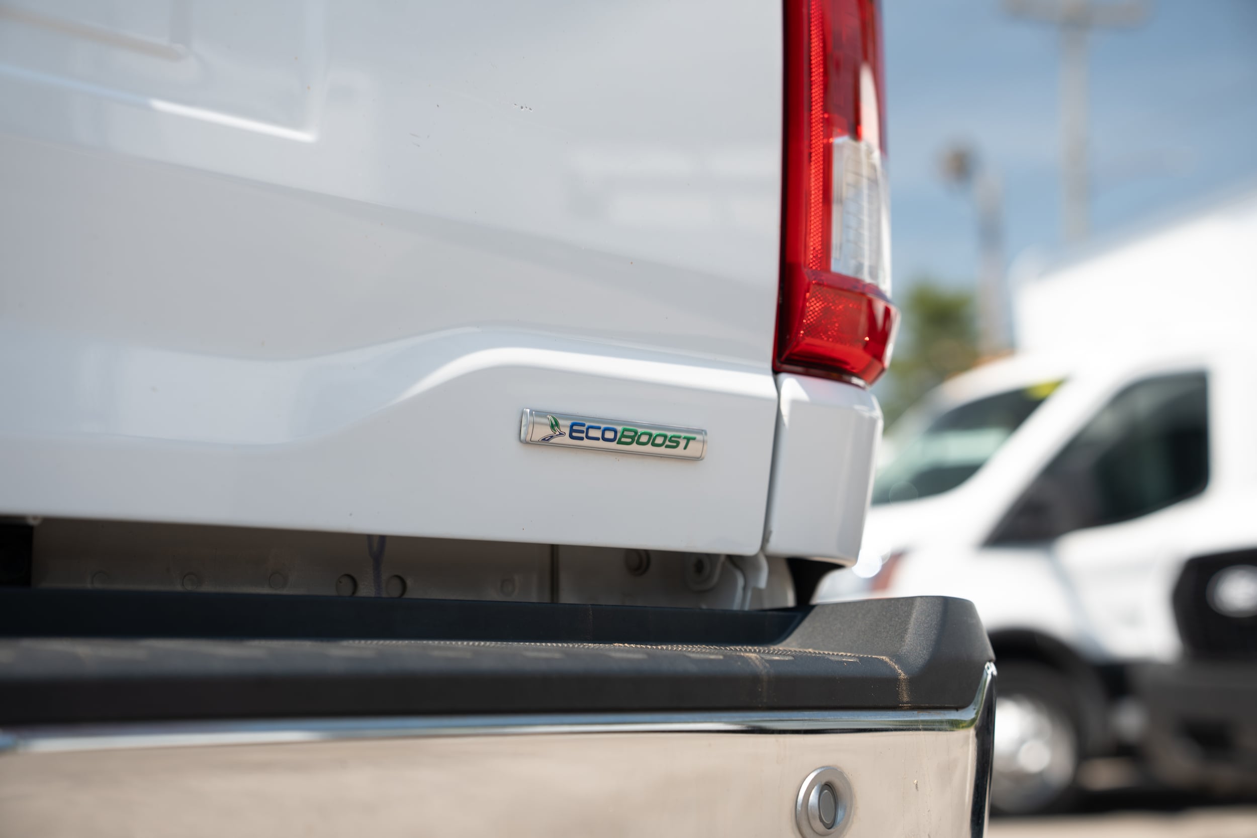 2022 Ford F-150 XL - Photo 8
