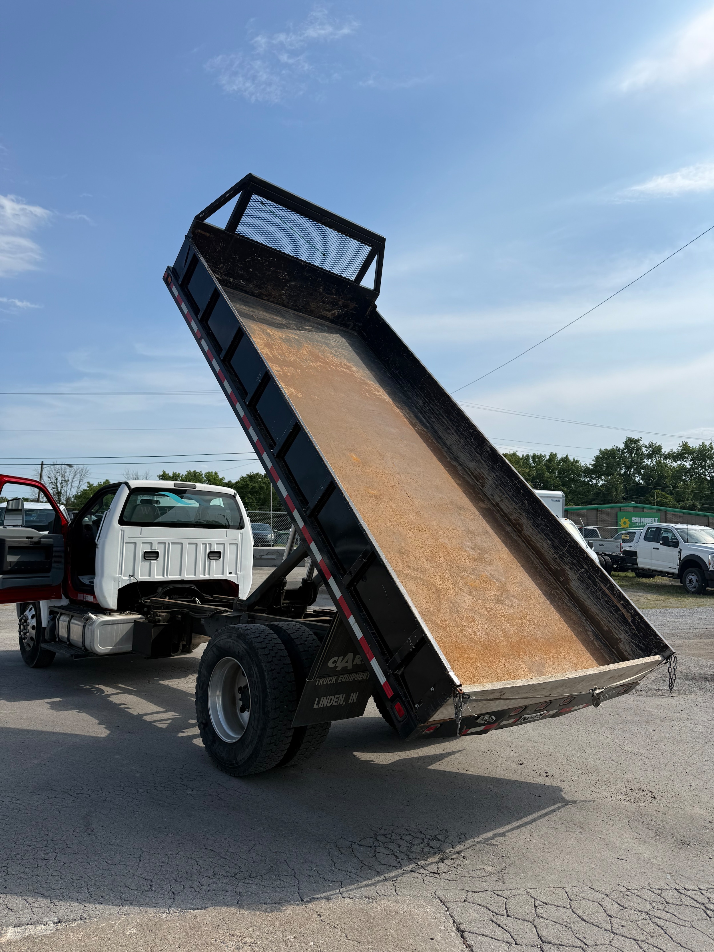 2019 Ford F-650 - Photo 10