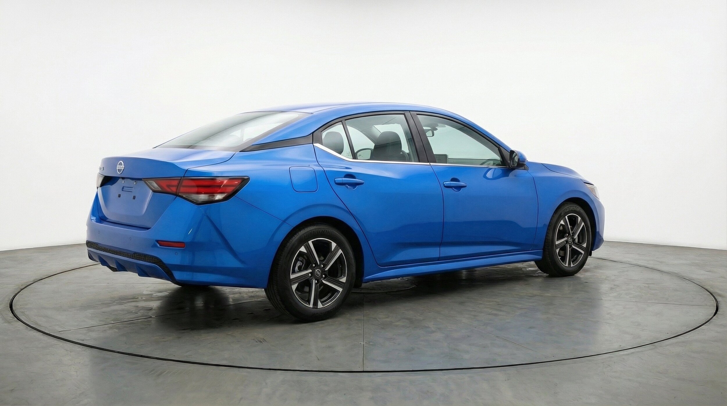 Thumbnail: 2025 Nissan Sentra - 9