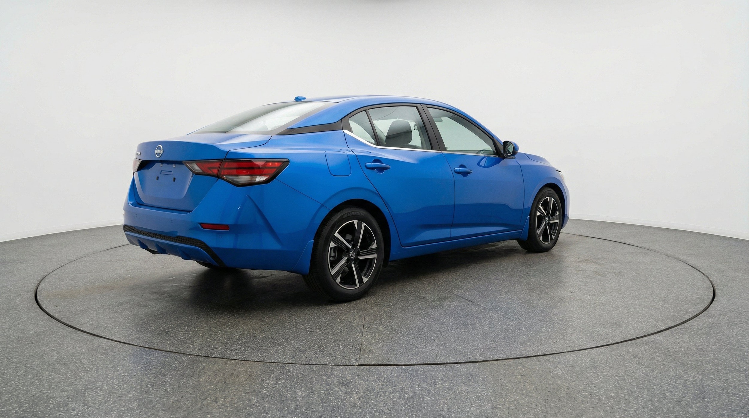 Thumbnail: 2025 Nissan Sentra - 9