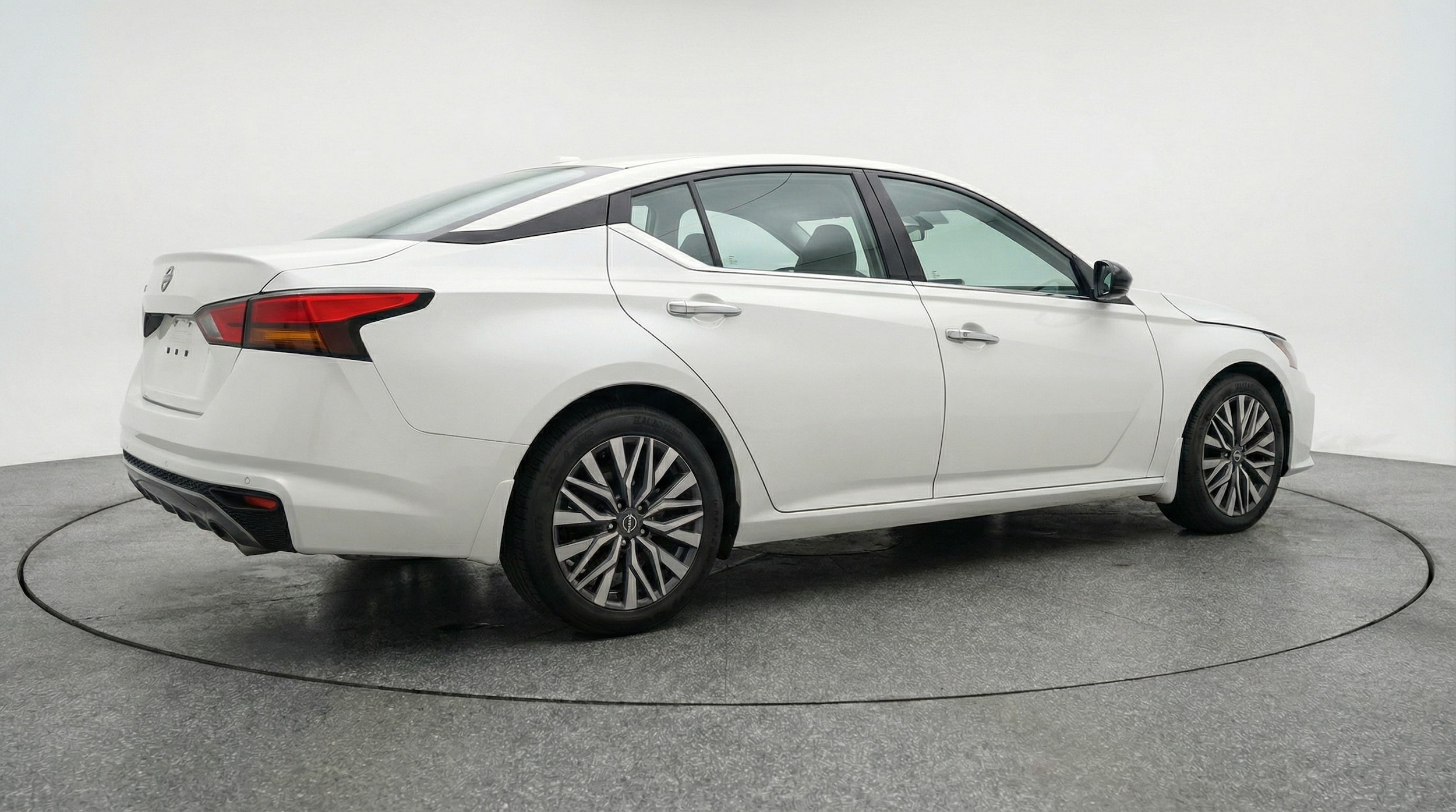 Thumbnail: 2025 Nissan Altima - 7