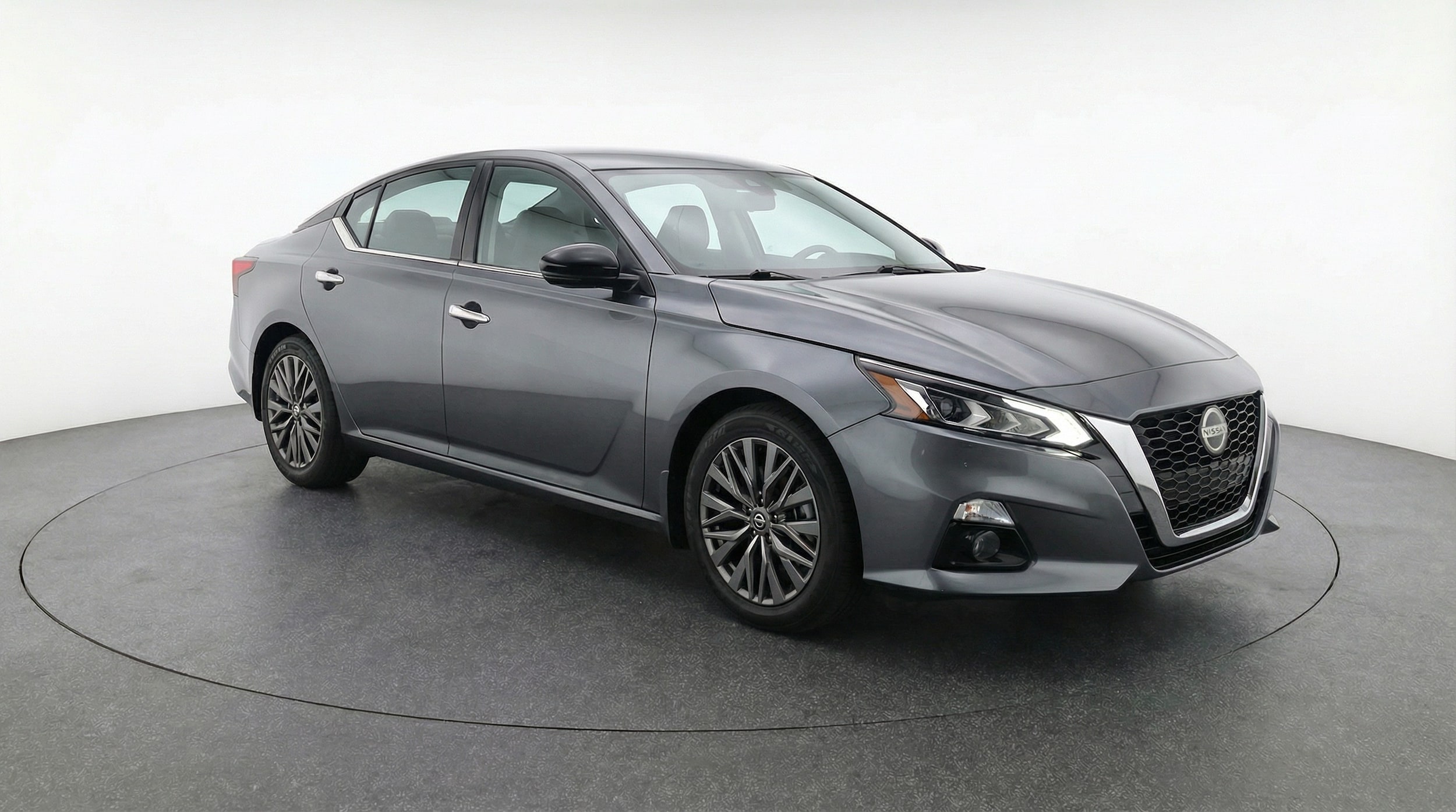 Thumbnail: 2025 Nissan Altima - 1