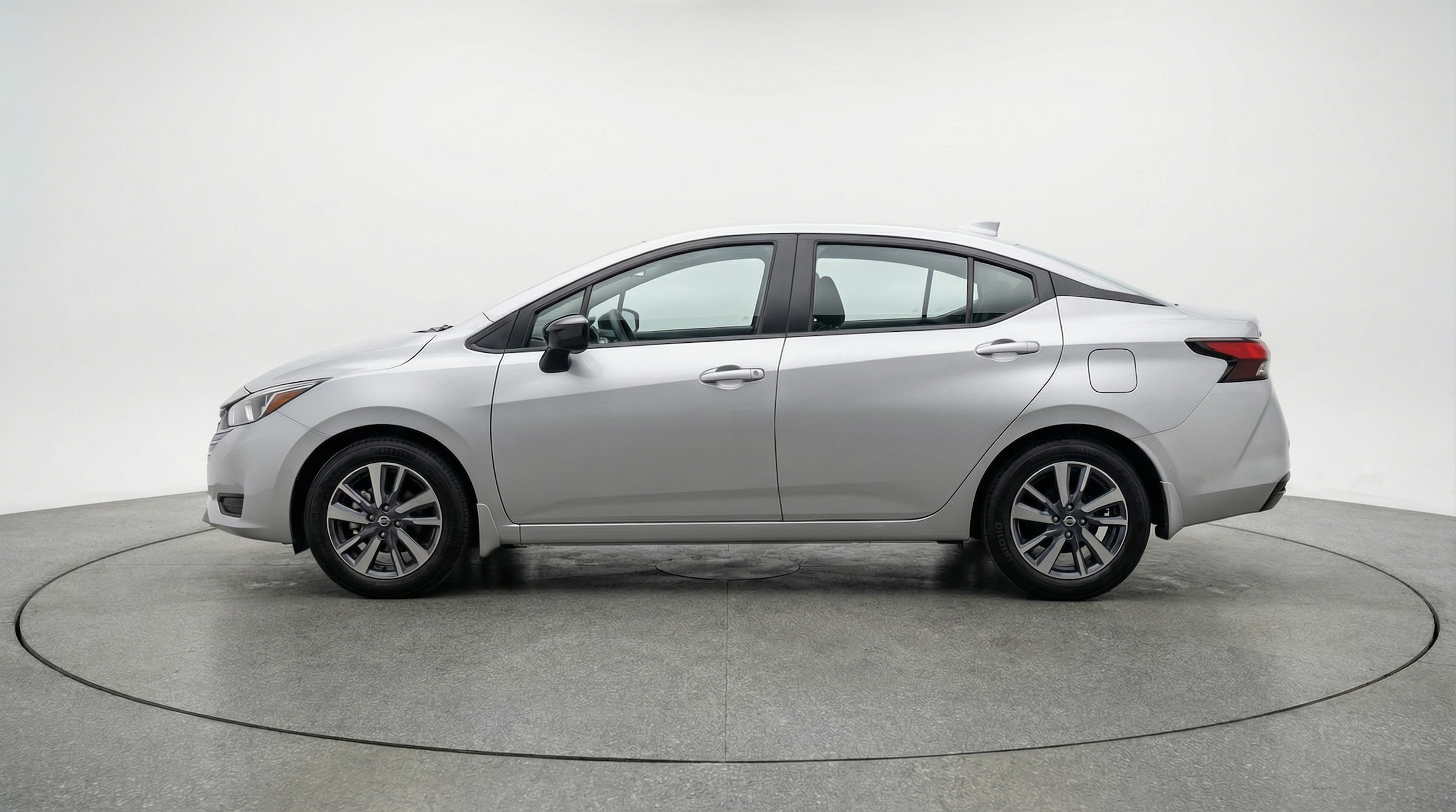 Thumbnail: 2025 Nissan Versa - 4