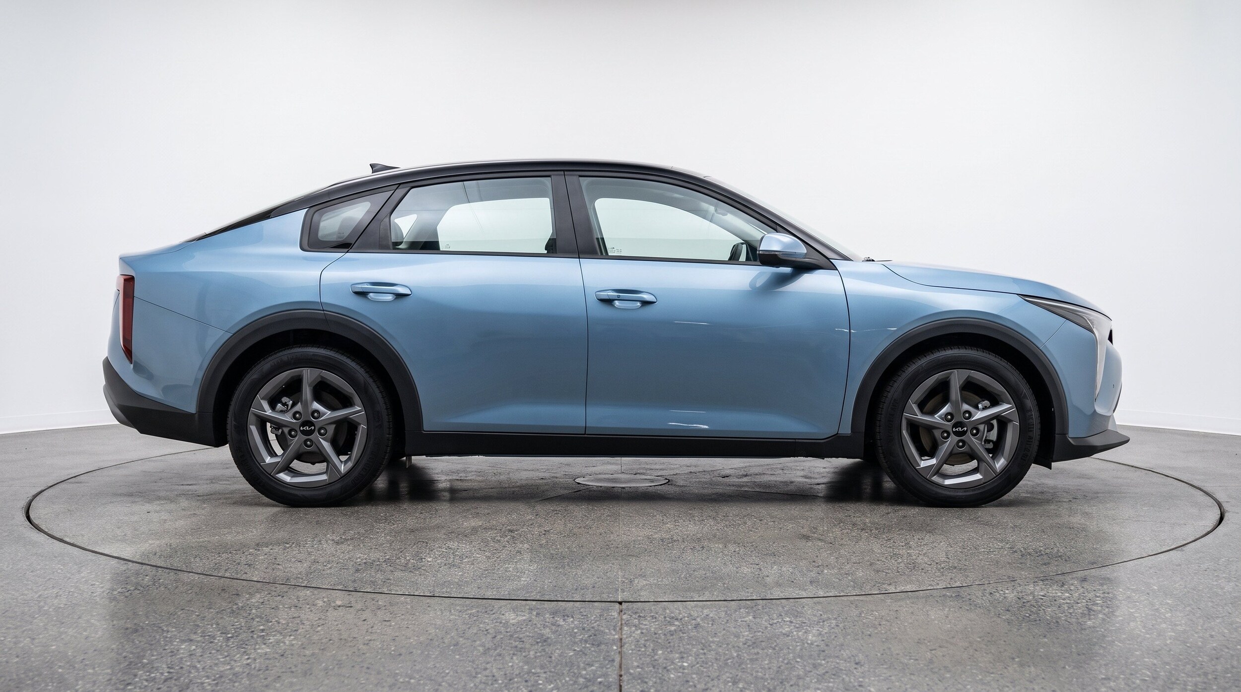 Thumbnail: 2025 Kia K4 - 10