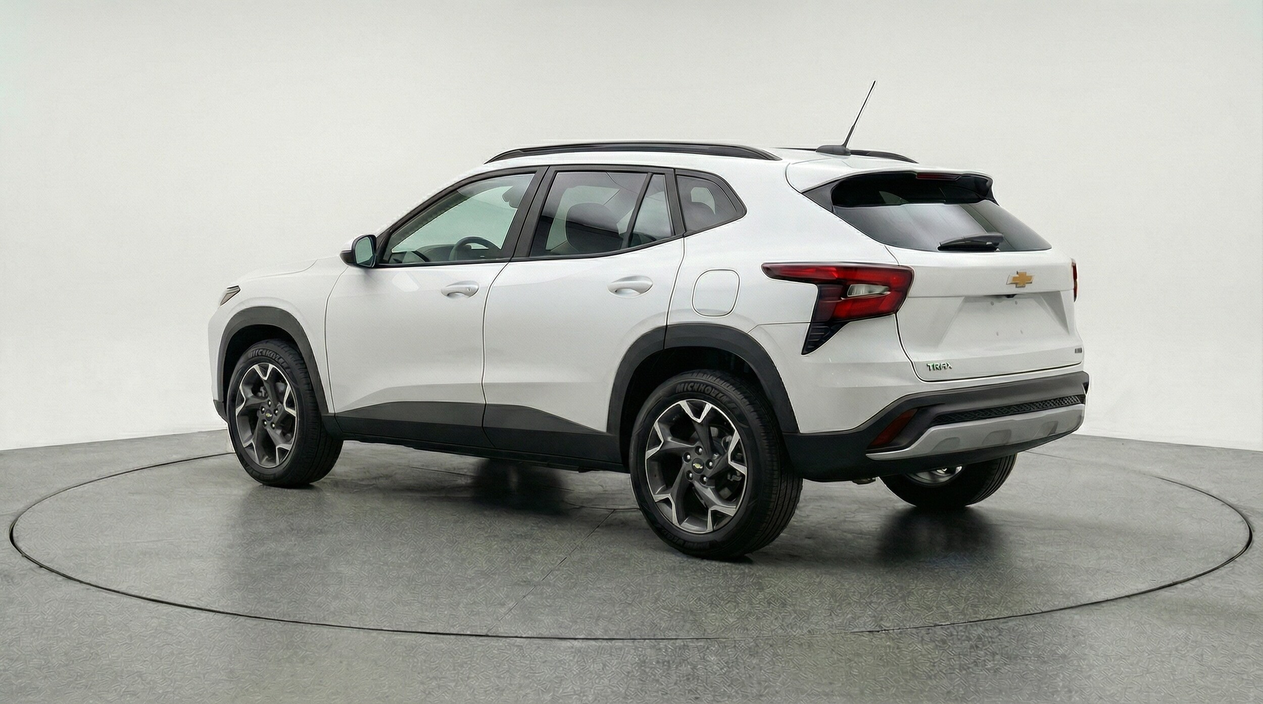 Thumbnail: 2025 Chevrolet Trax - 5