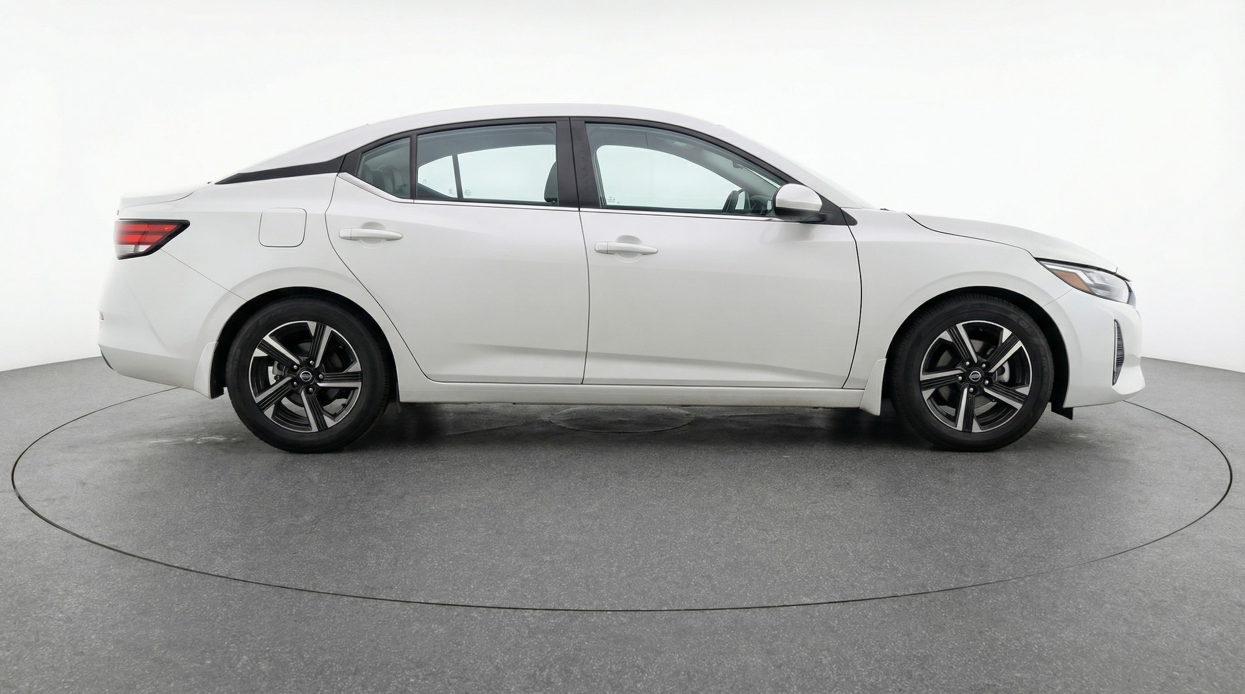 Thumbnail: 2025 Nissan Sentra - 8