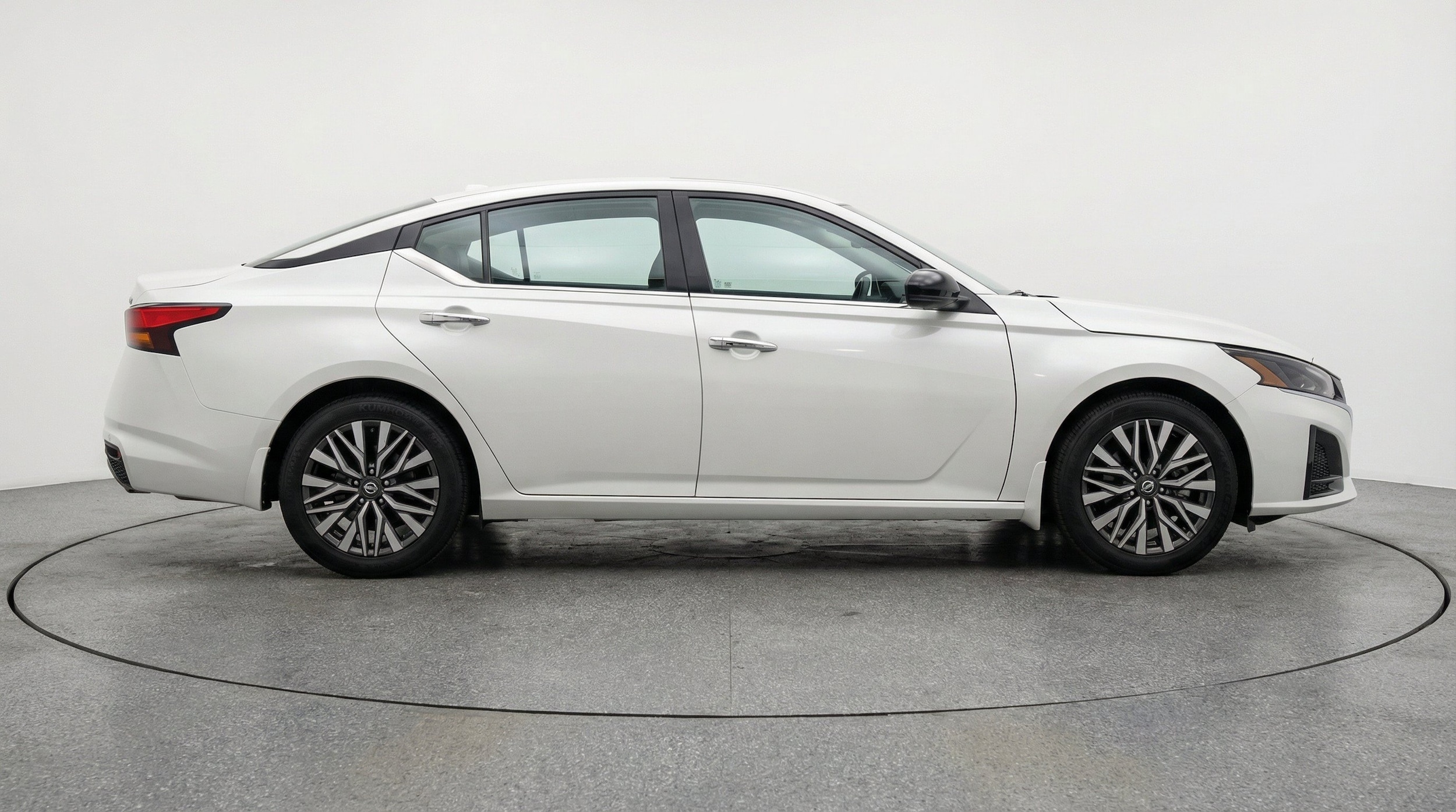 Thumbnail: 2025 Nissan Altima - 11