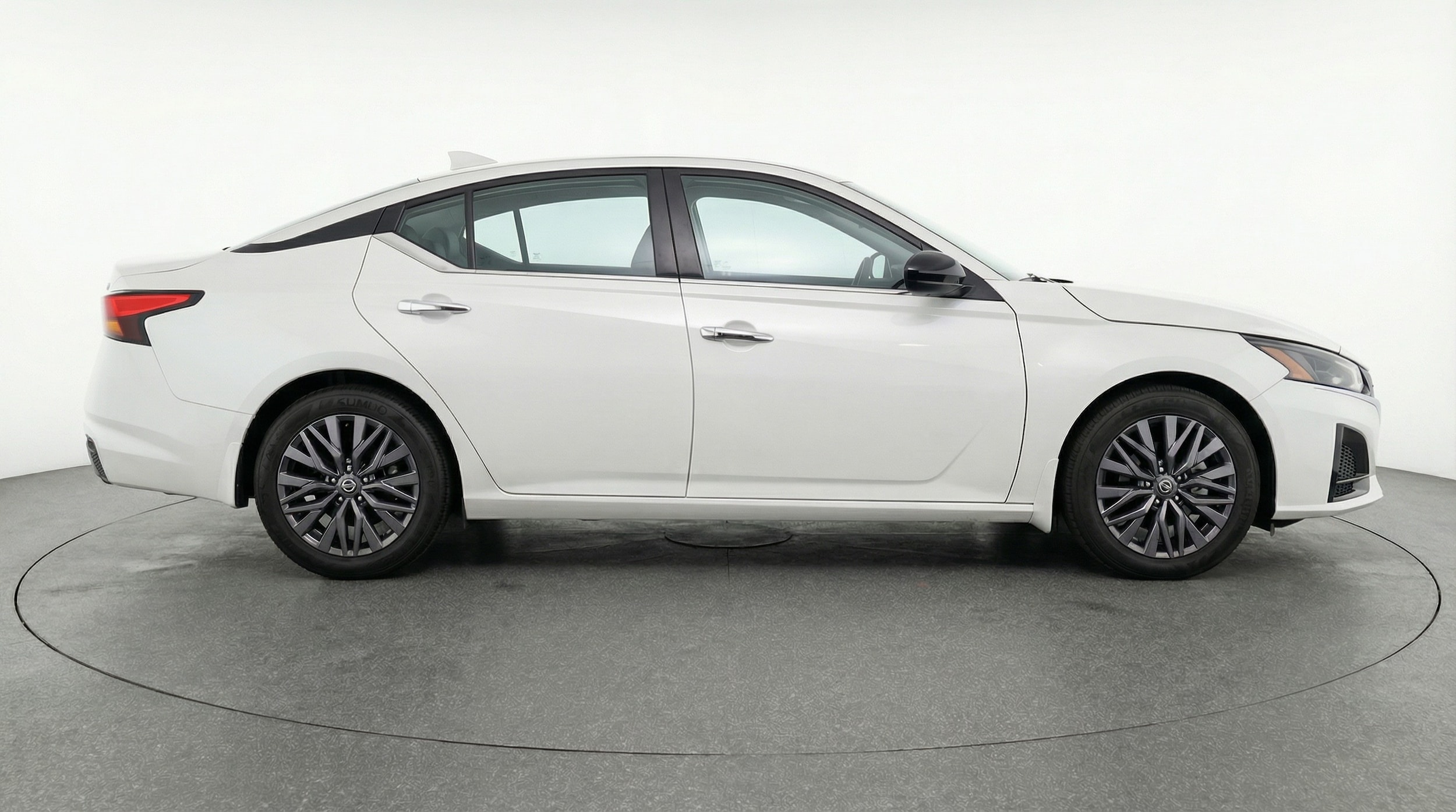 Thumbnail: 2025 Nissan Altima - 8