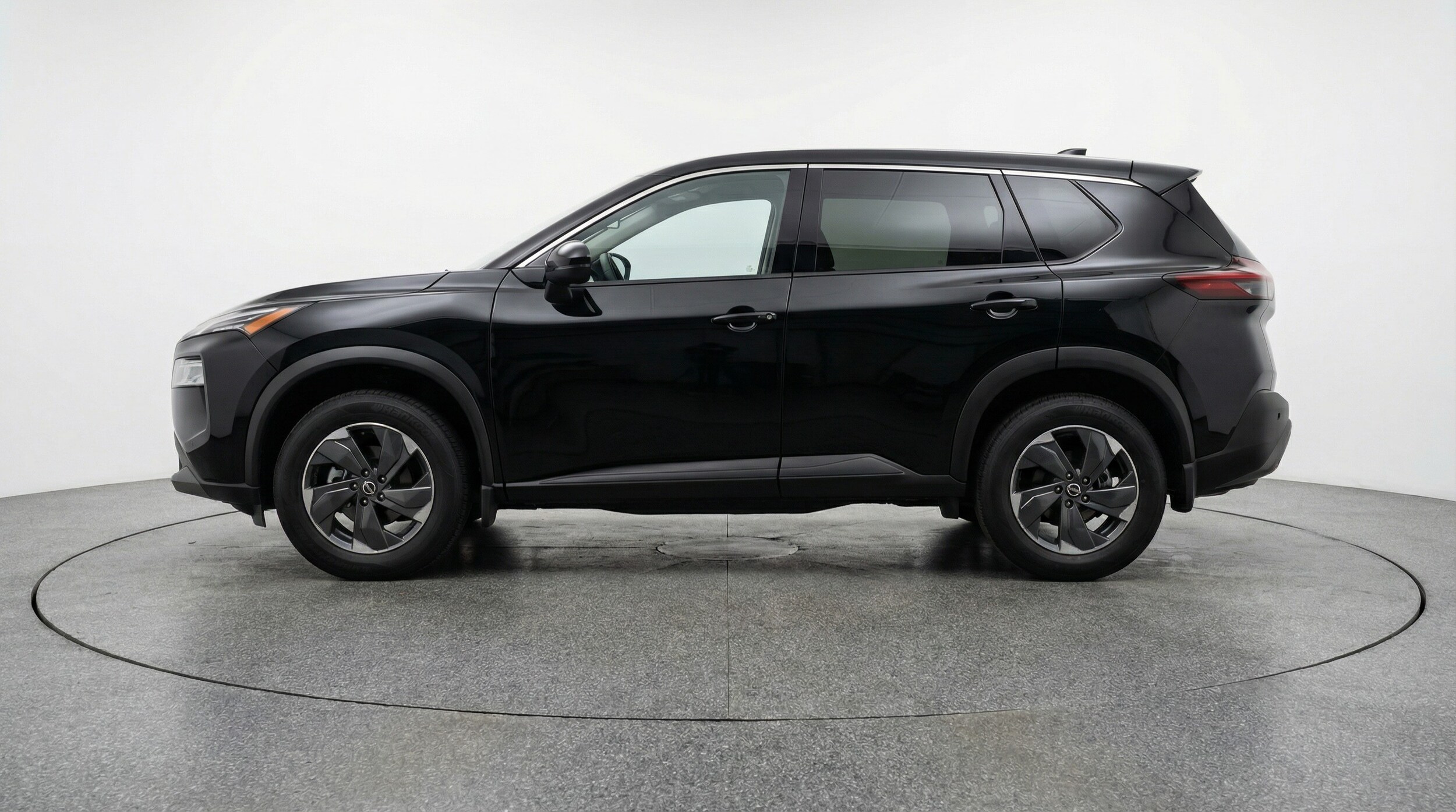 Thumbnail: 2025 Nissan Rogue - 4