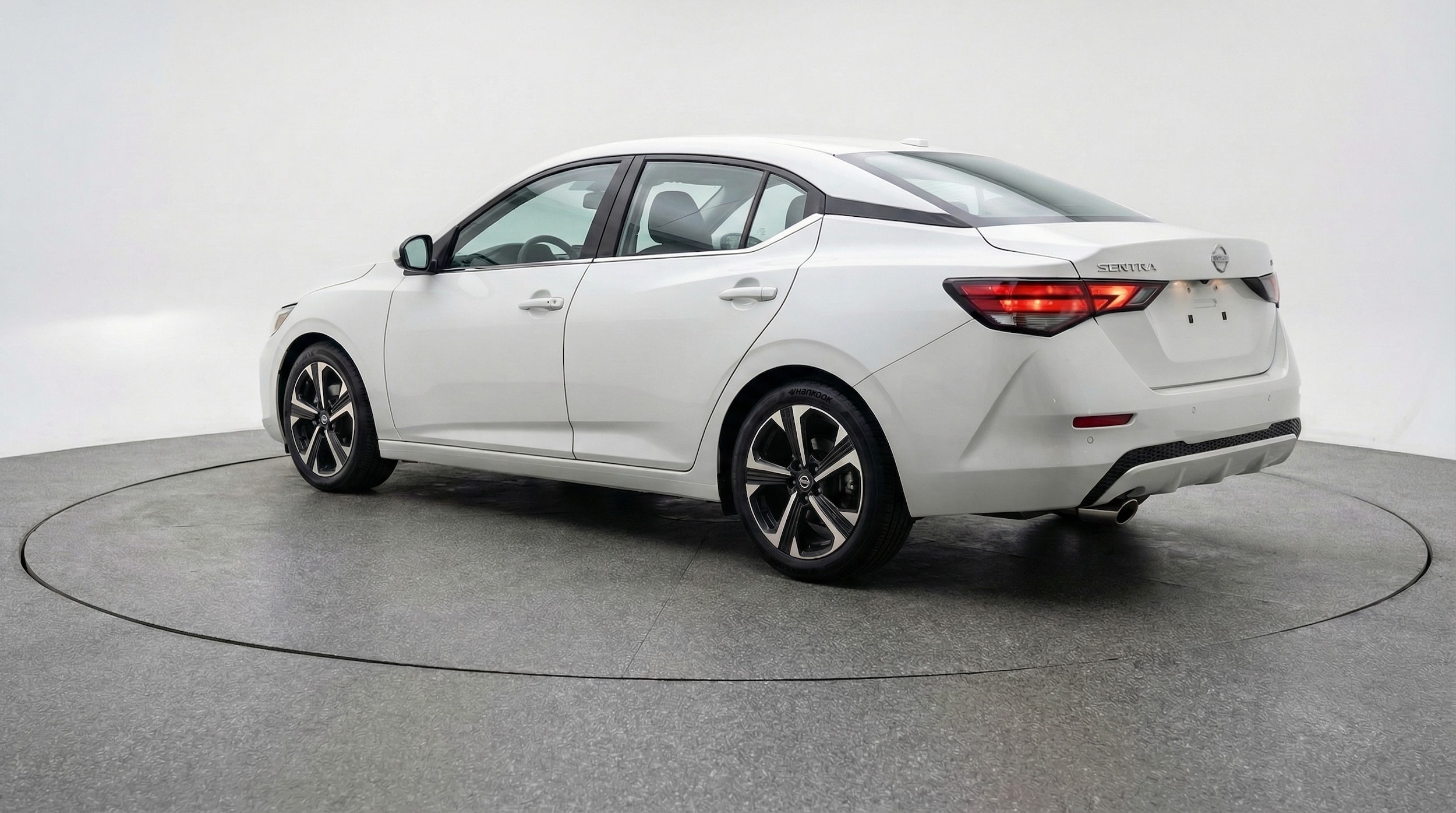 Thumbnail: 2025 Nissan Sentra - 5