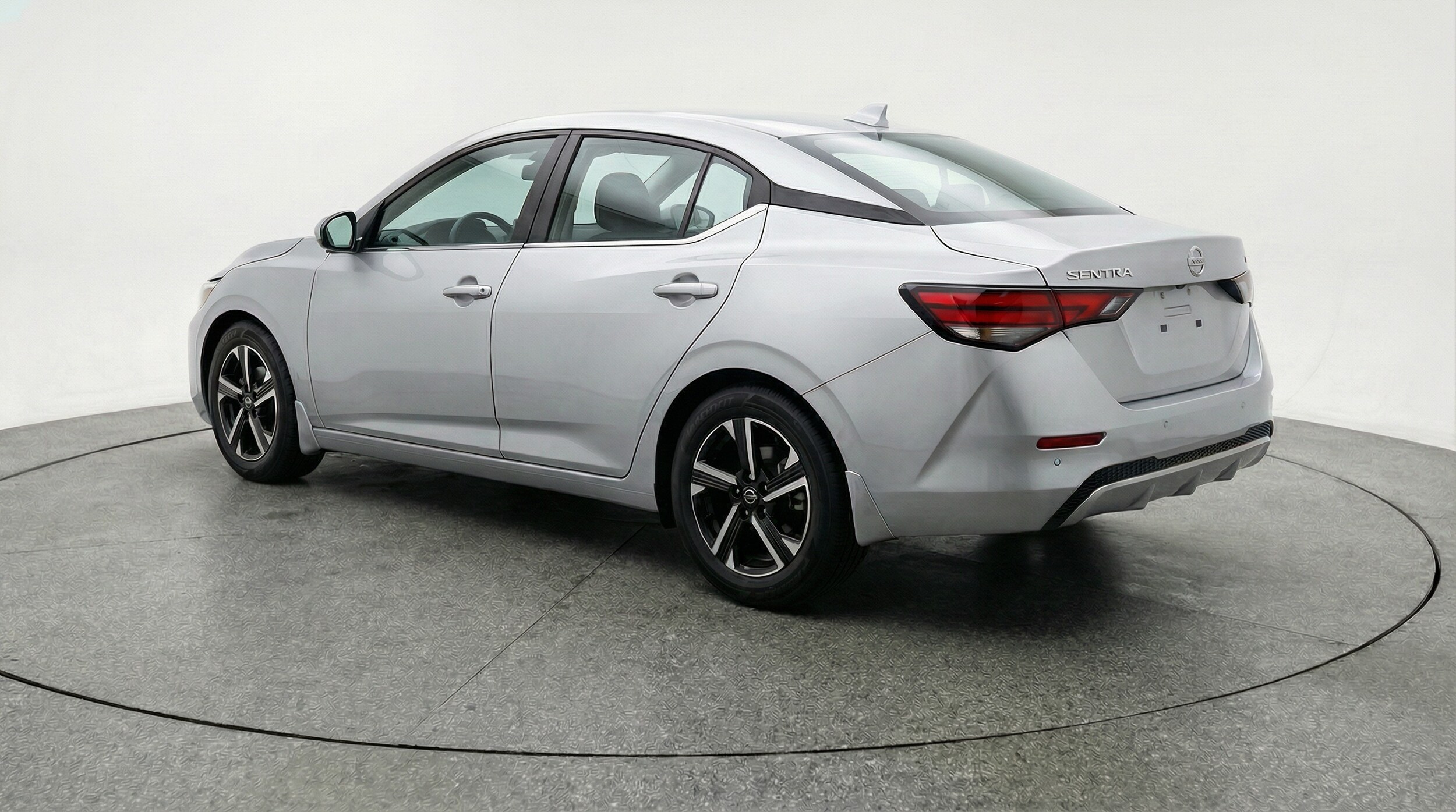 Thumbnail: 2025 Nissan Sentra - 5