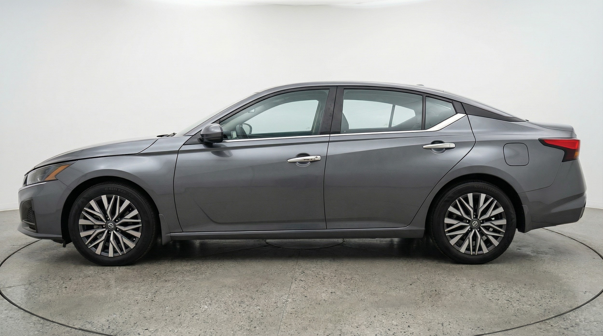 Thumbnail: 2025 Nissan Altima - 4