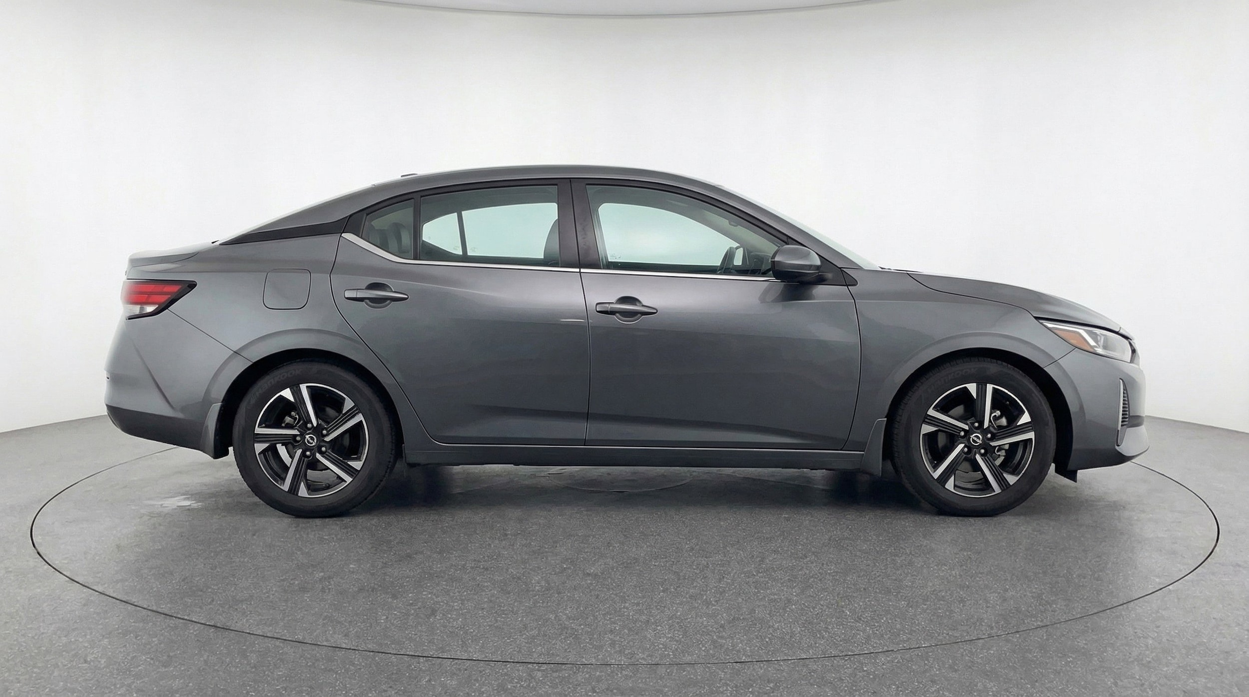 Thumbnail: 2025 Nissan Sentra - 11