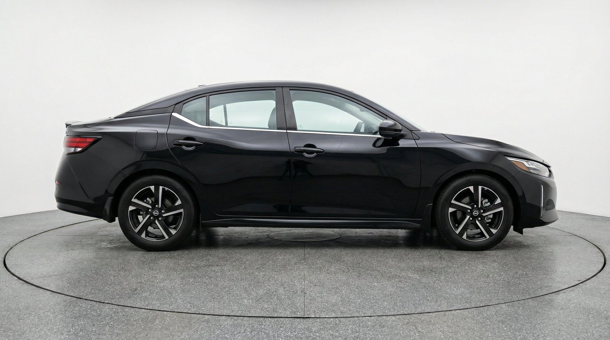 Thumbnail: 2025 Nissan Sentra - 11