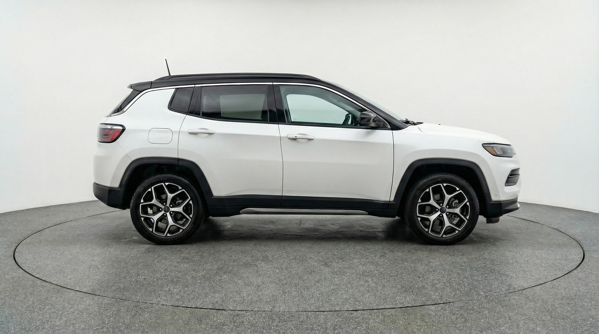 Thumbnail: 2025 Jeep Compass - 8