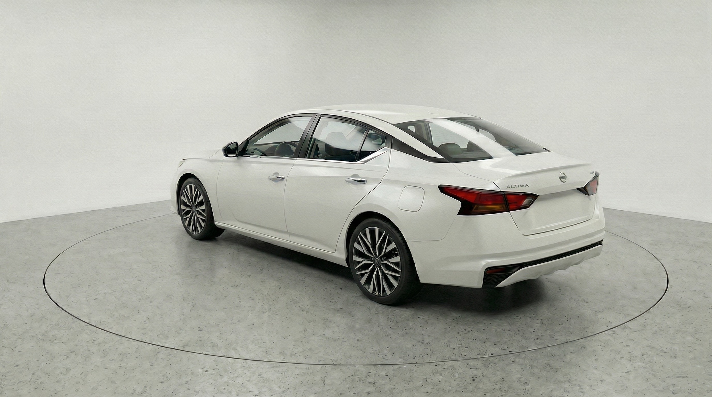 Thumbnail: 2025 Nissan Altima - 5