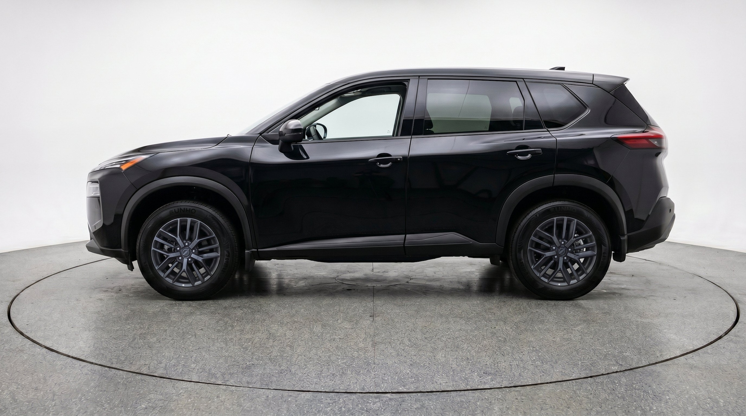 Thumbnail: 2026 Nissan Rogue - 5