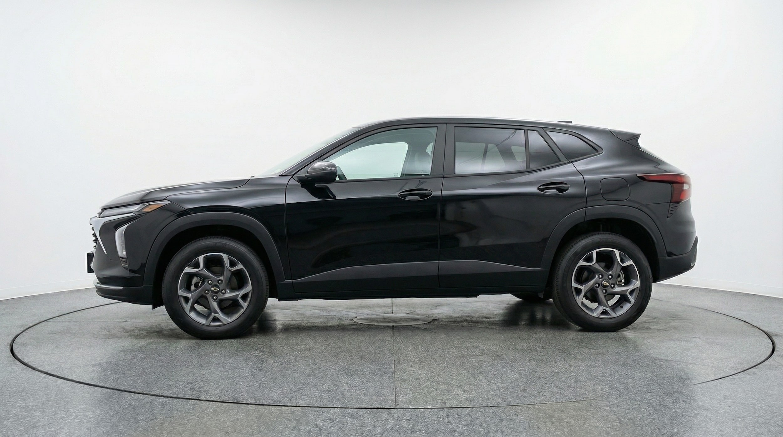 Thumbnail: 2025 Chevrolet Trax - 4