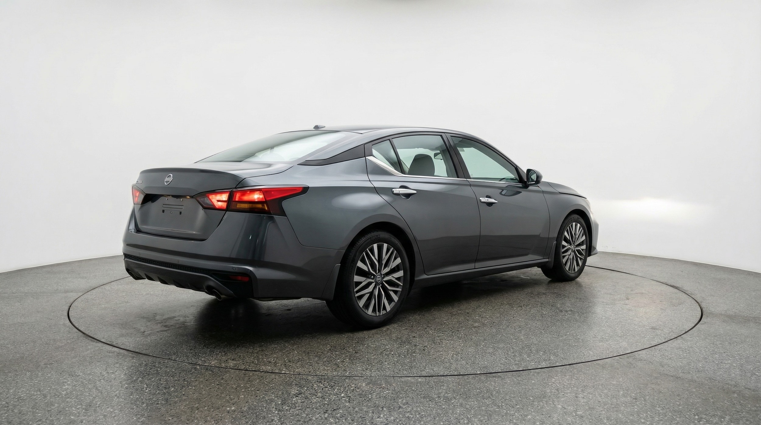 Thumbnail: 2025 Nissan Altima - 7