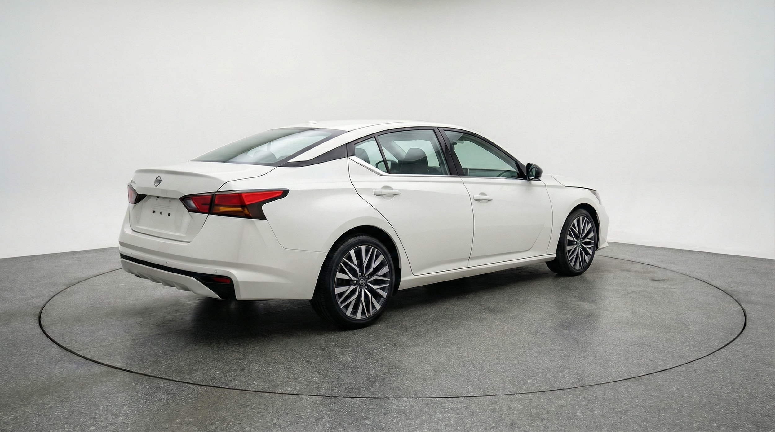 Thumbnail: 2025 Nissan Altima - 7