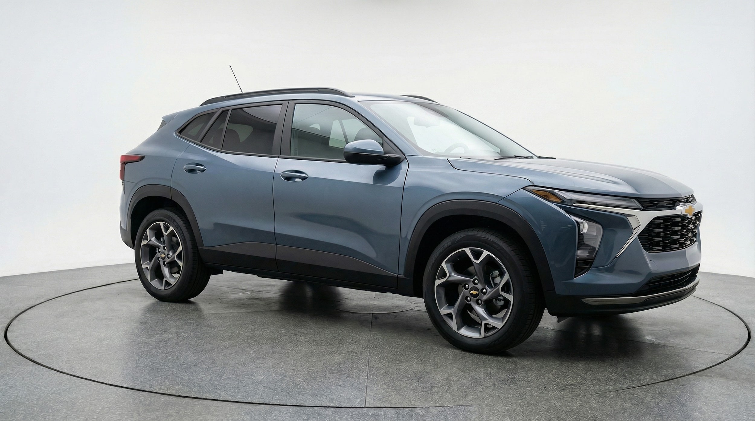 Thumbnail: 2025 Chevrolet Trax - 1