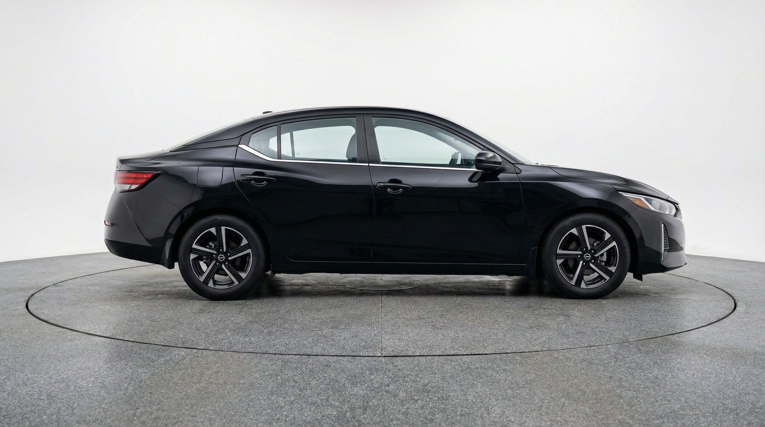 Thumbnail: 2025 Nissan Sentra - 11