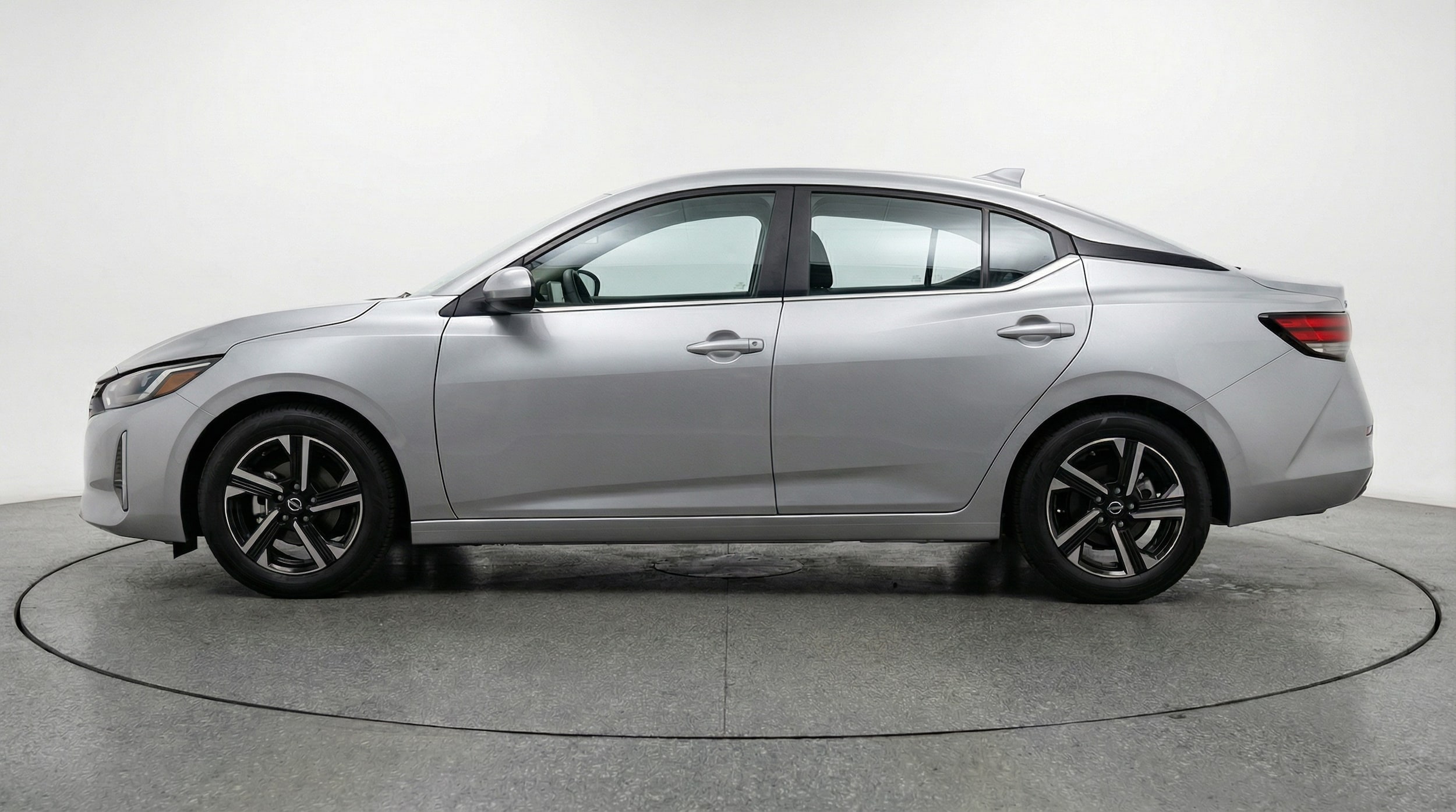 Thumbnail: 2025 Nissan Sentra - 4